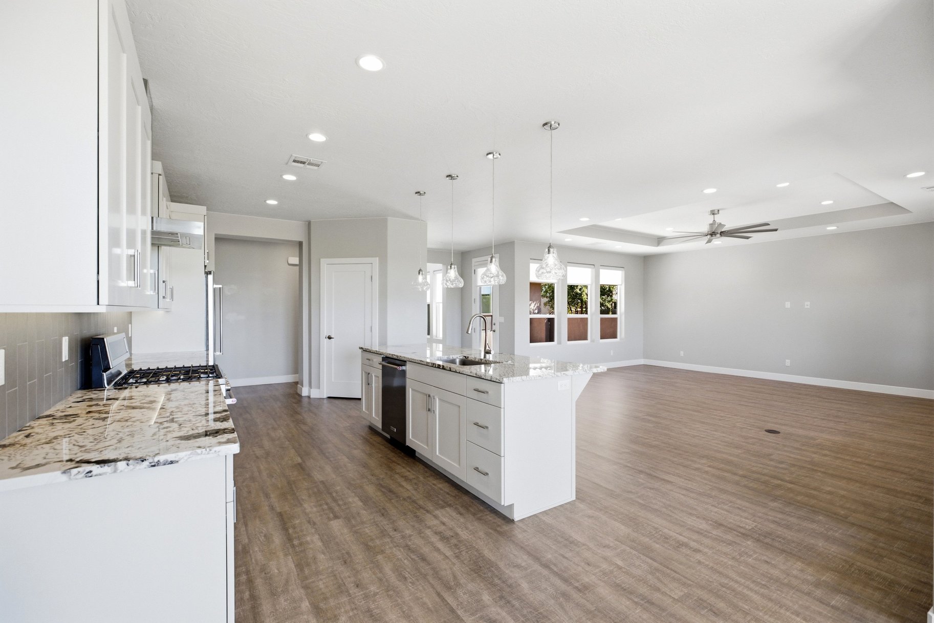 1317 W Shinnecock Drive