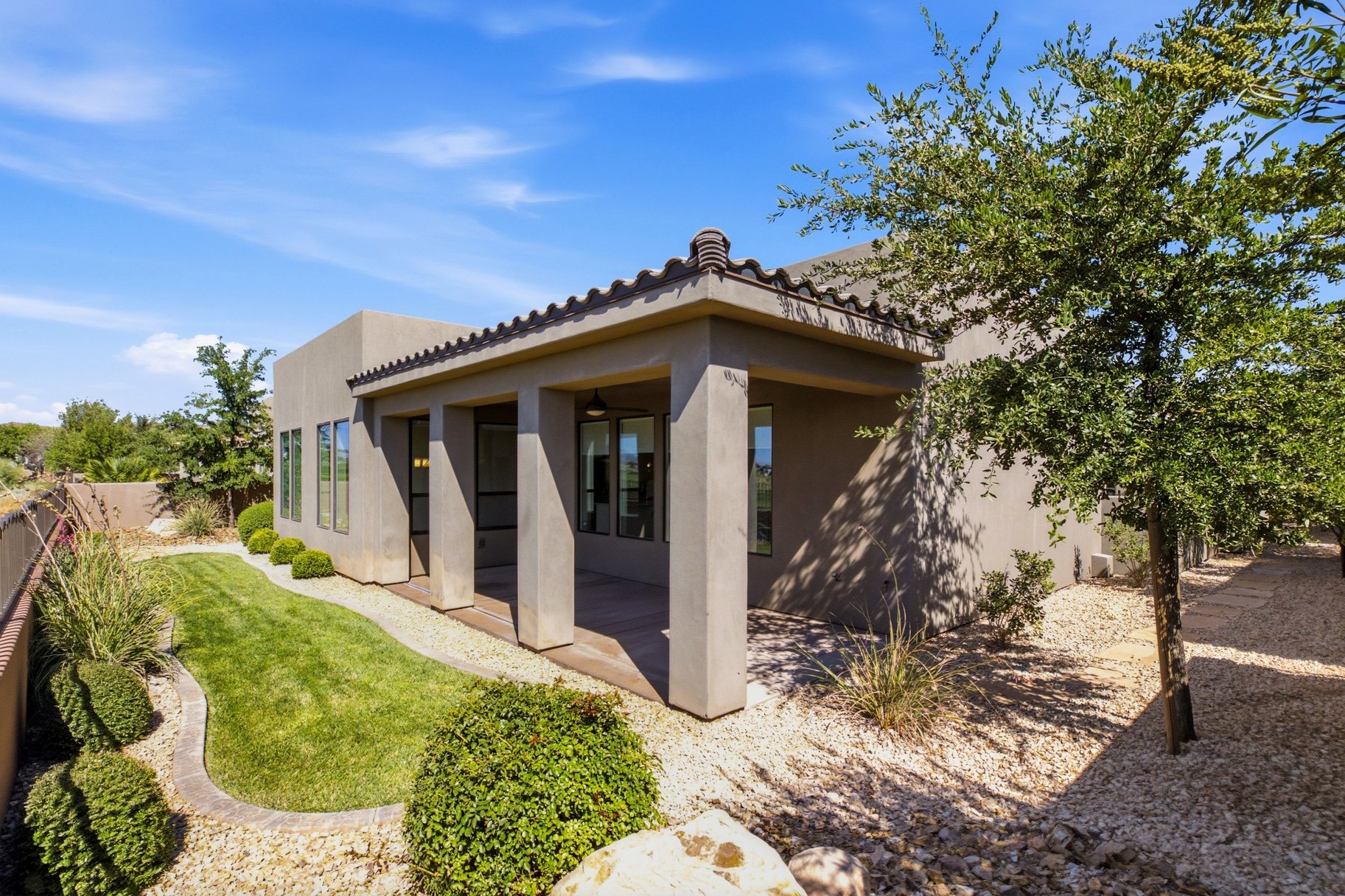 1317 W Shinnecock Drive
