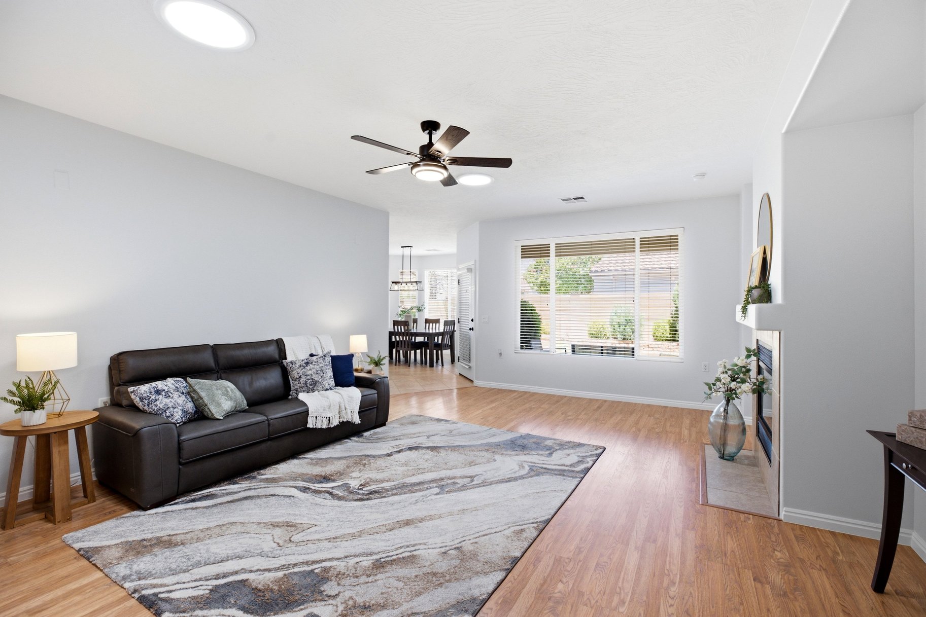 1804 W Red River Drive
