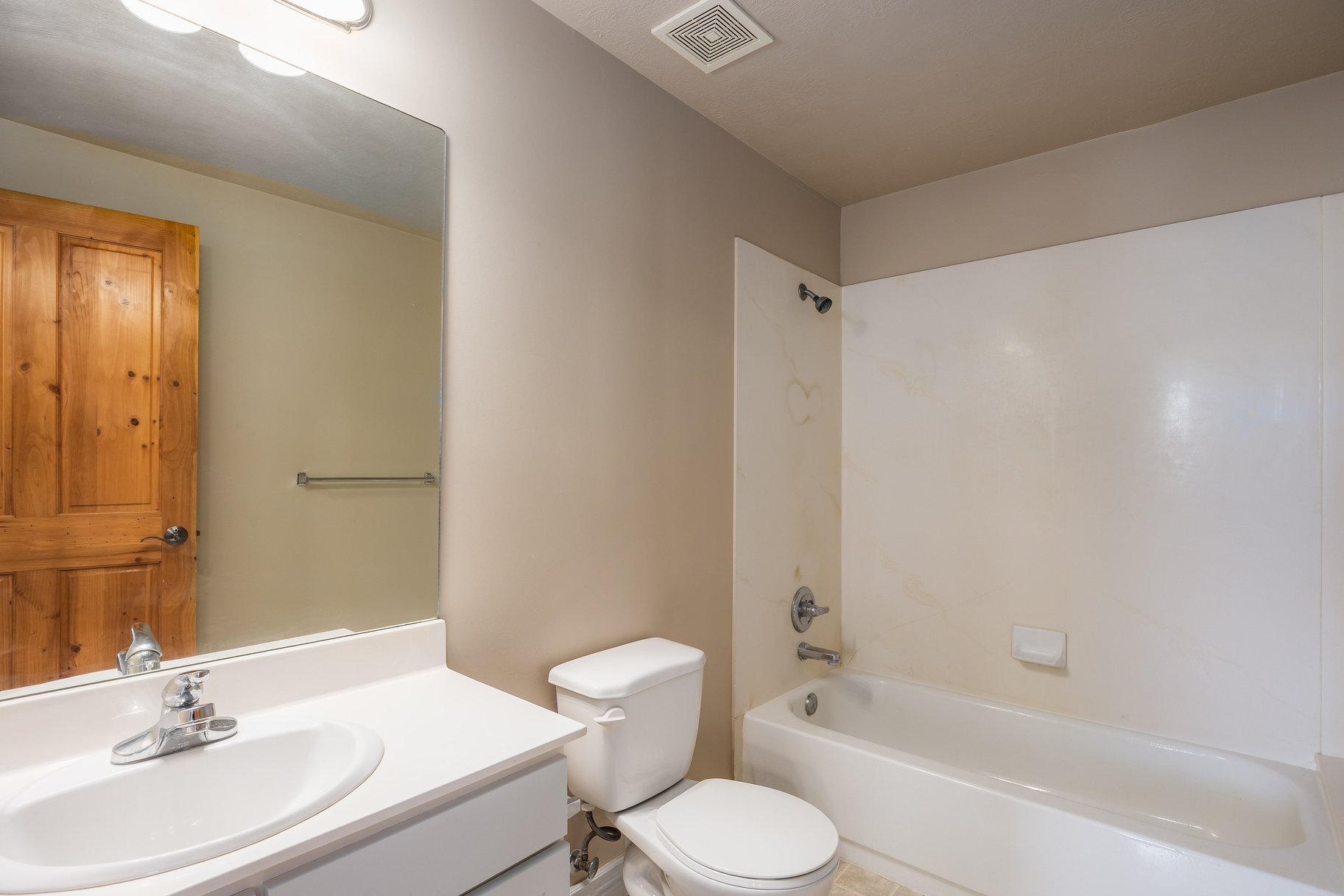 6605 Overland Drive Unit 208
