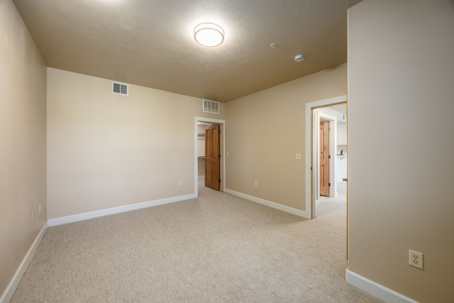 6605 Overland Drive Unit 208