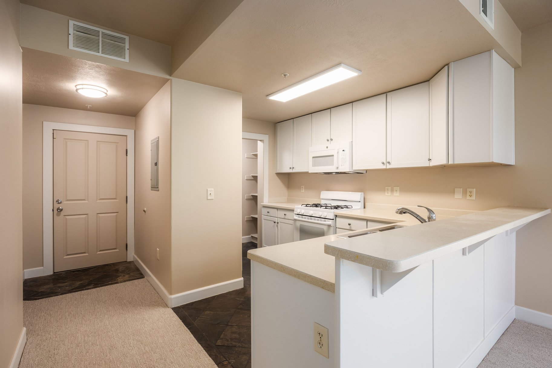 6605 Overland Drive Unit 208