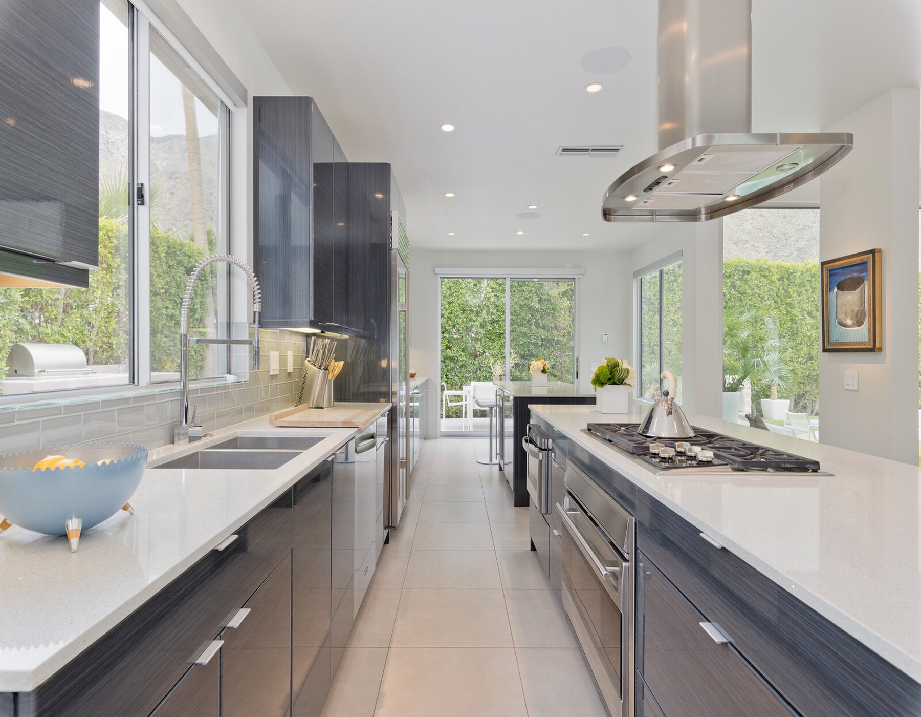 1175 Los Robles Drive