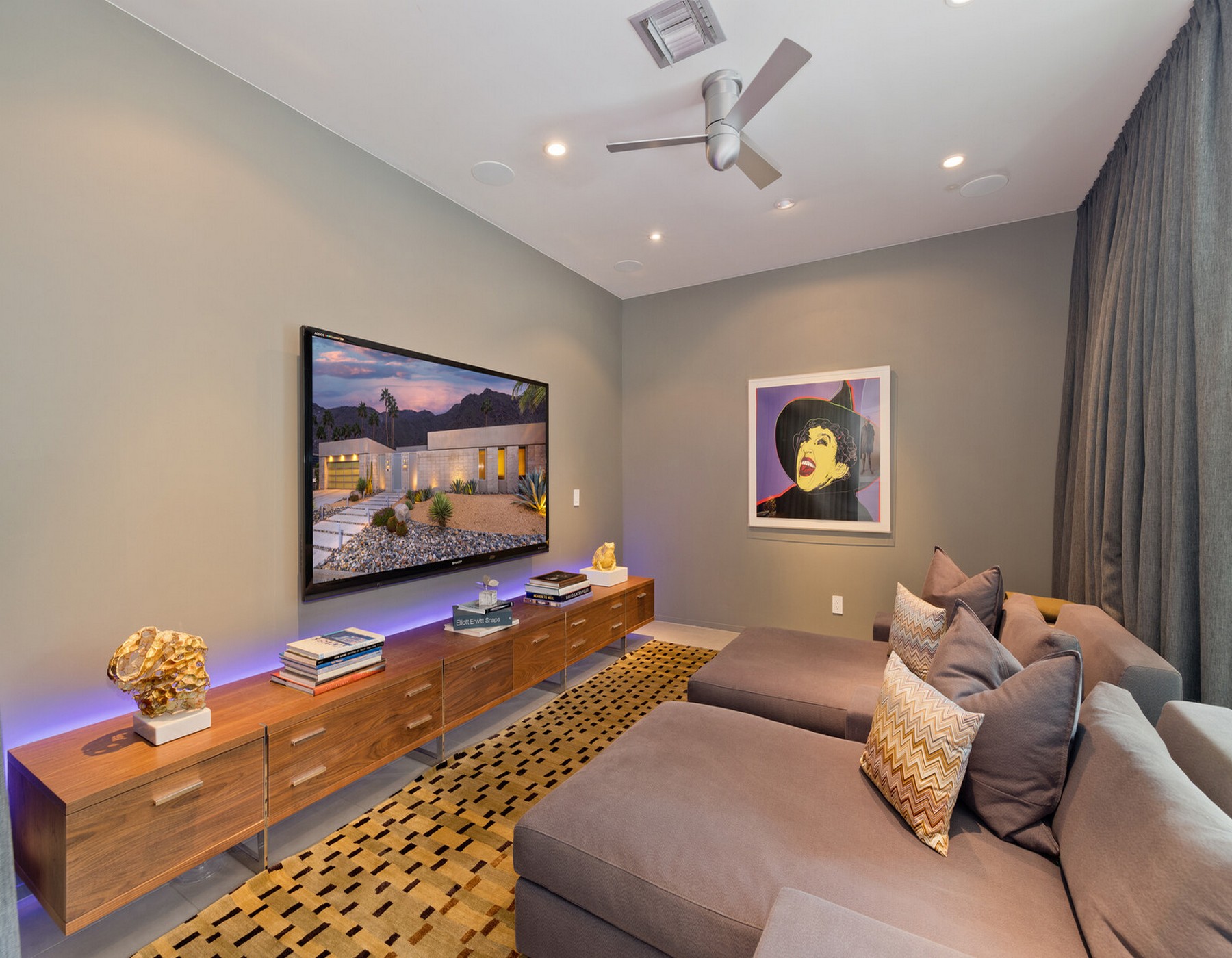 1175 Los Robles Drive