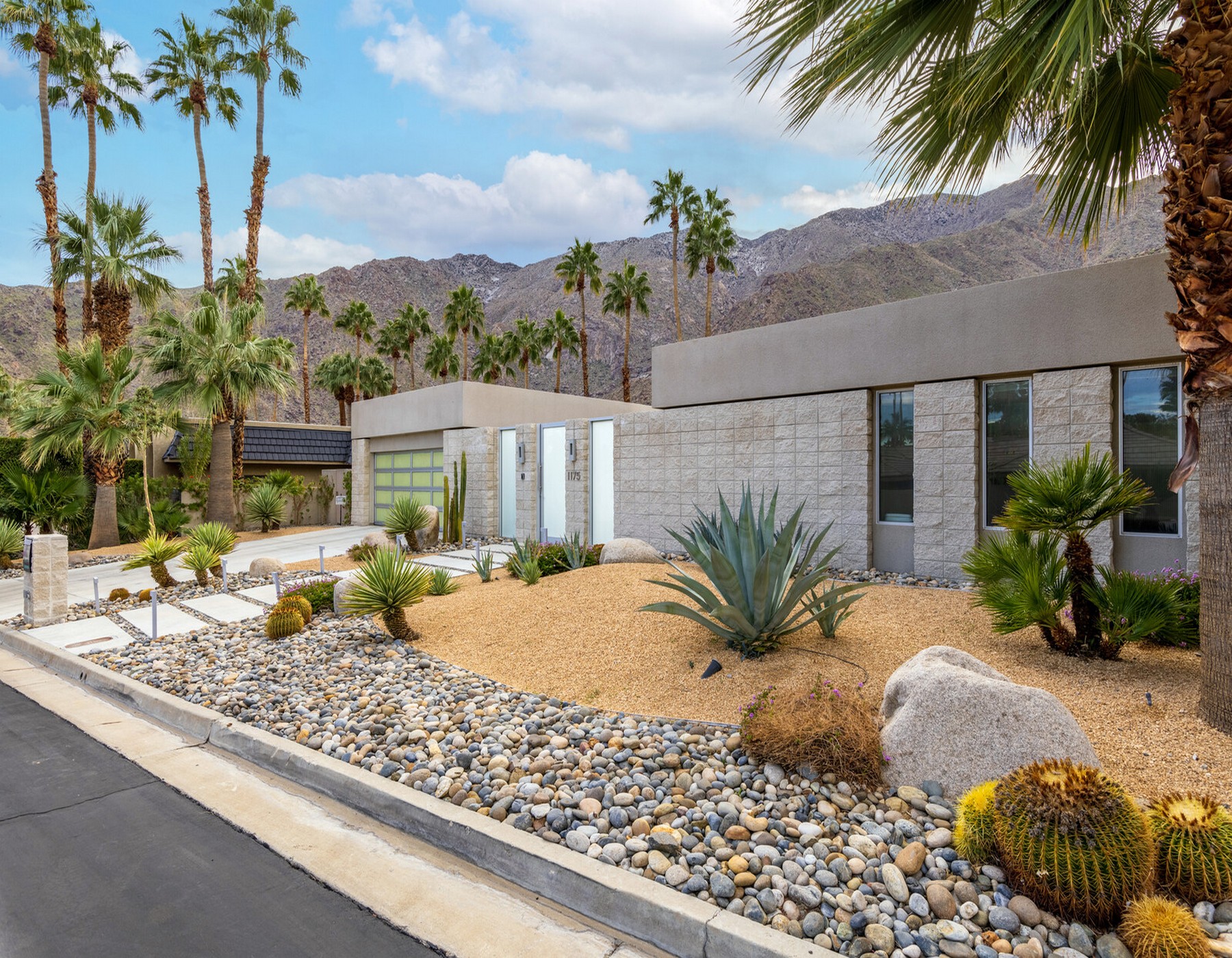 1175 Los Robles Drive