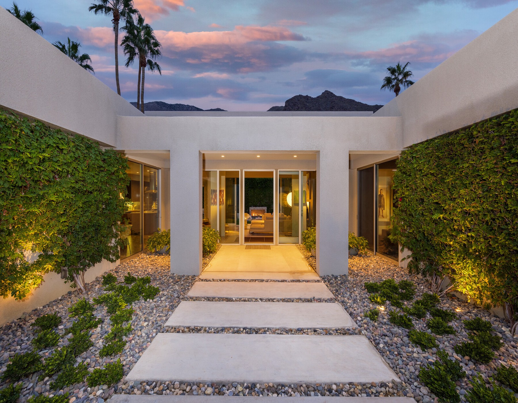 1175 Los Robles Drive