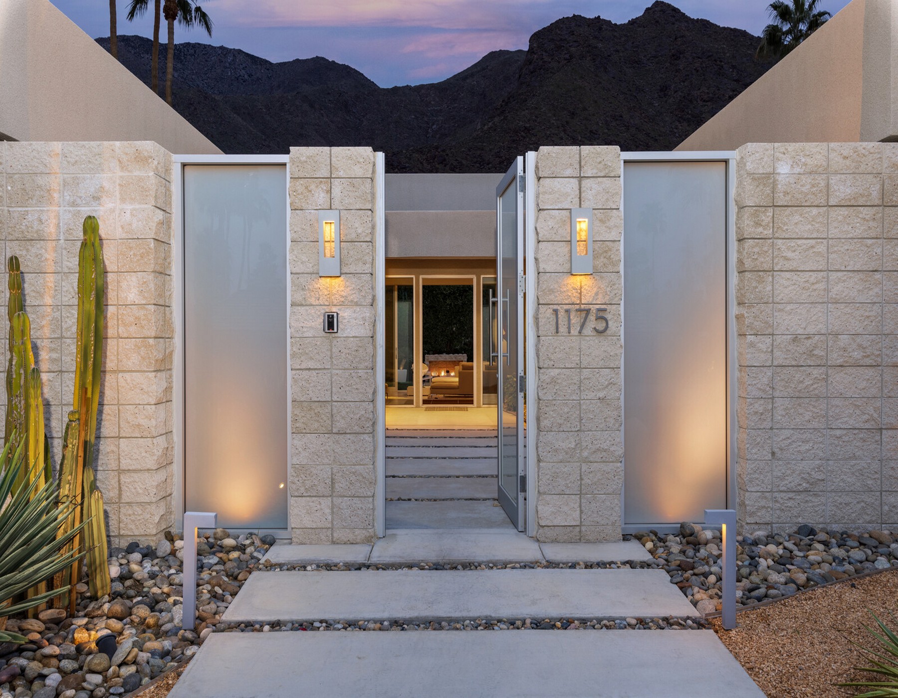 1175 Los Robles Drive