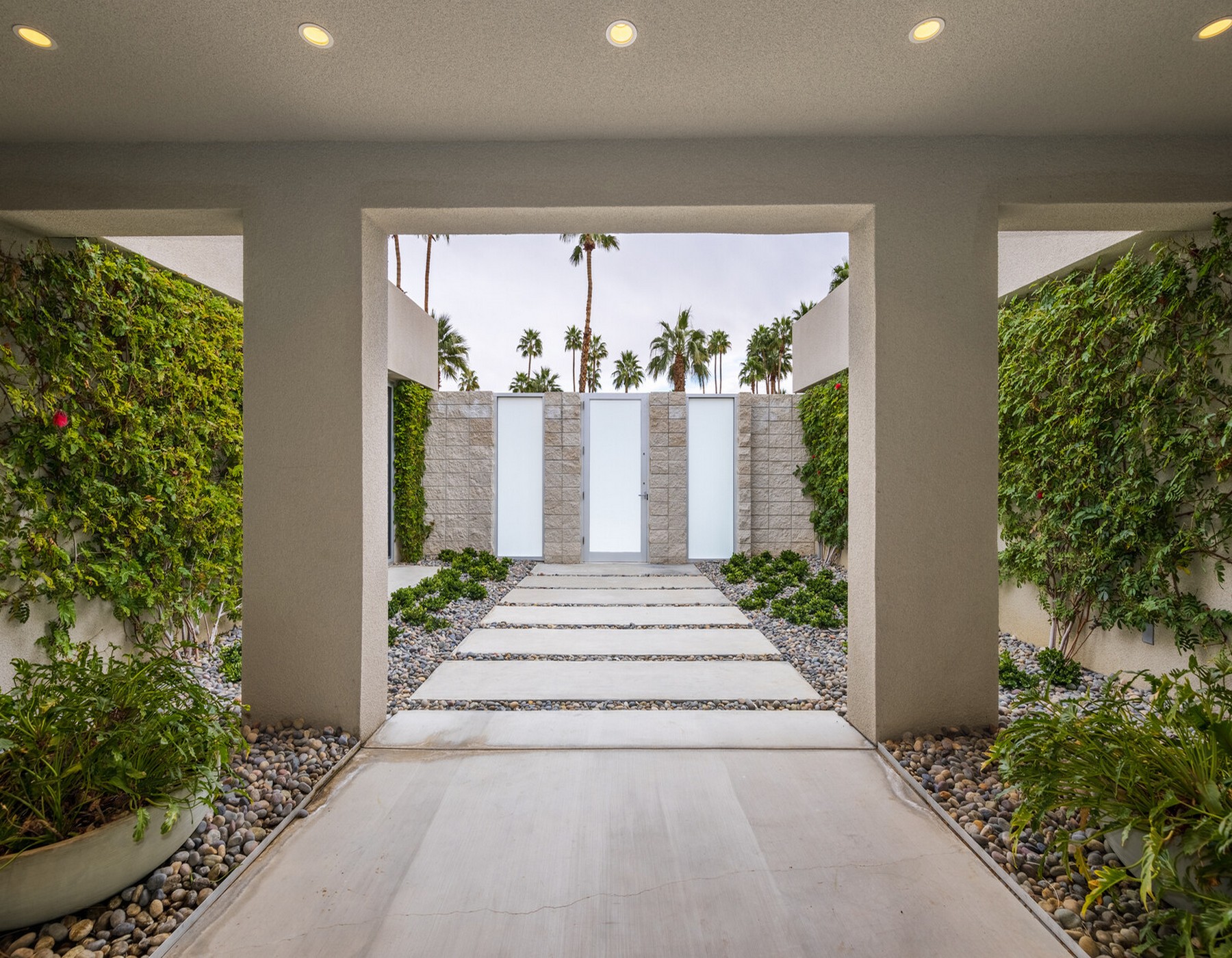 1175 Los Robles Drive