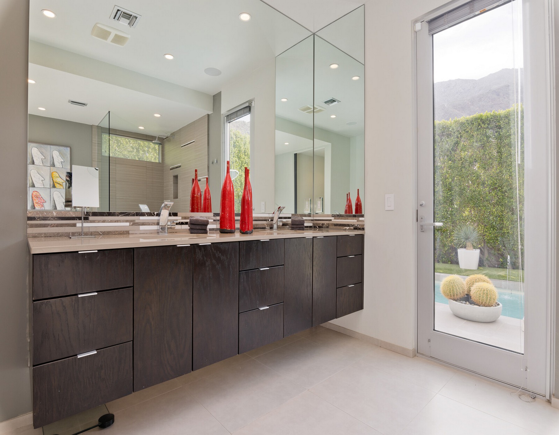 1175 Los Robles Drive