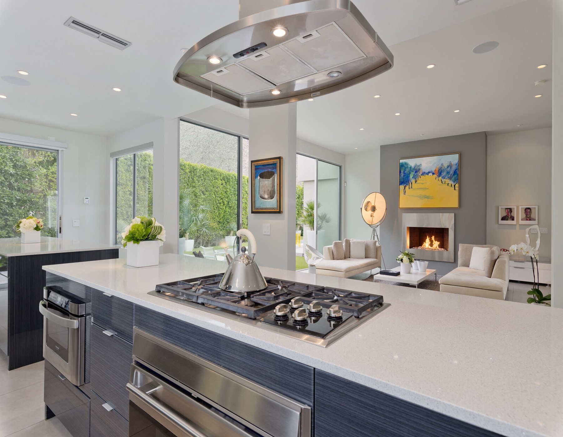 1175 Los Robles Drive