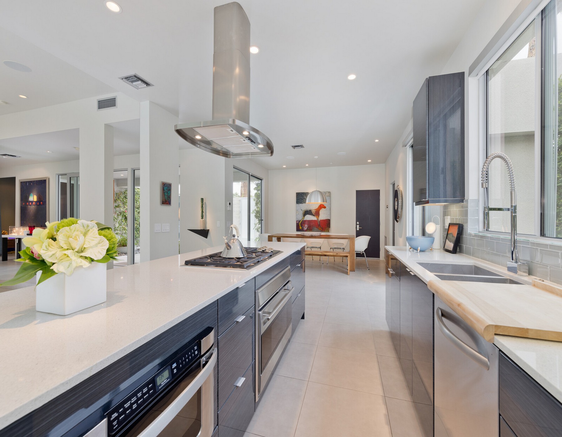 1175 Los Robles Drive