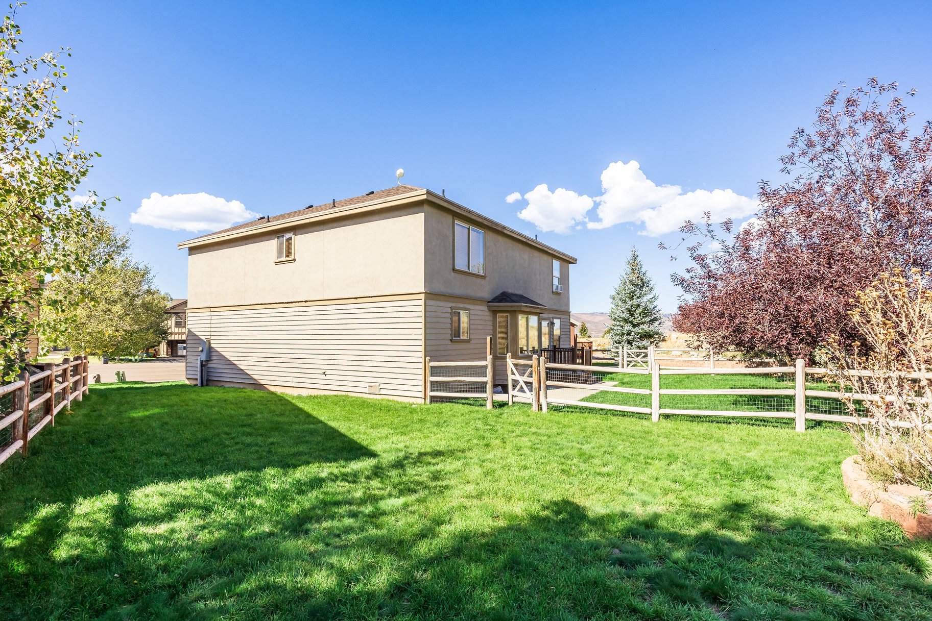 5705 North Narrow Leaf Road