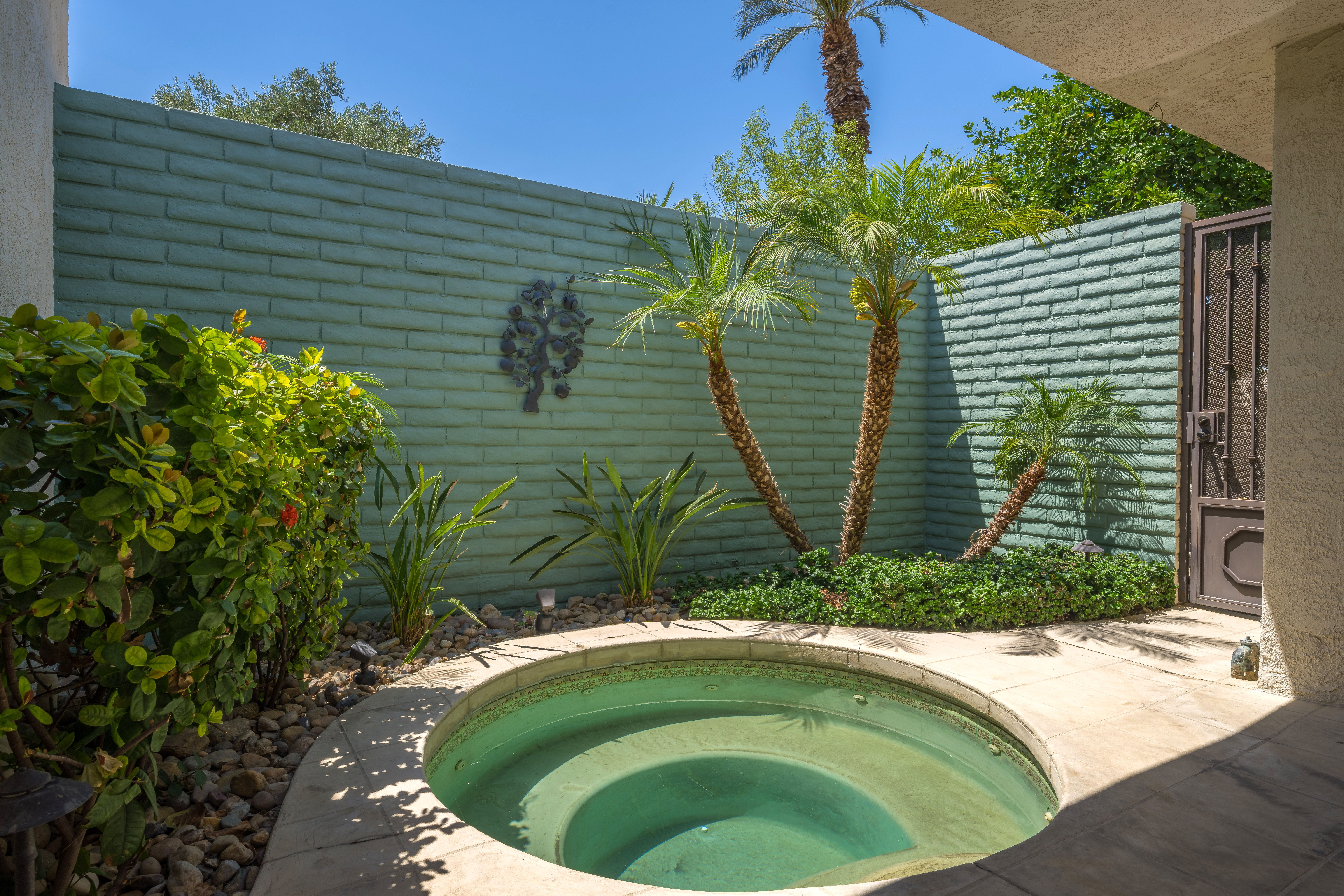 45470 Club Drive 