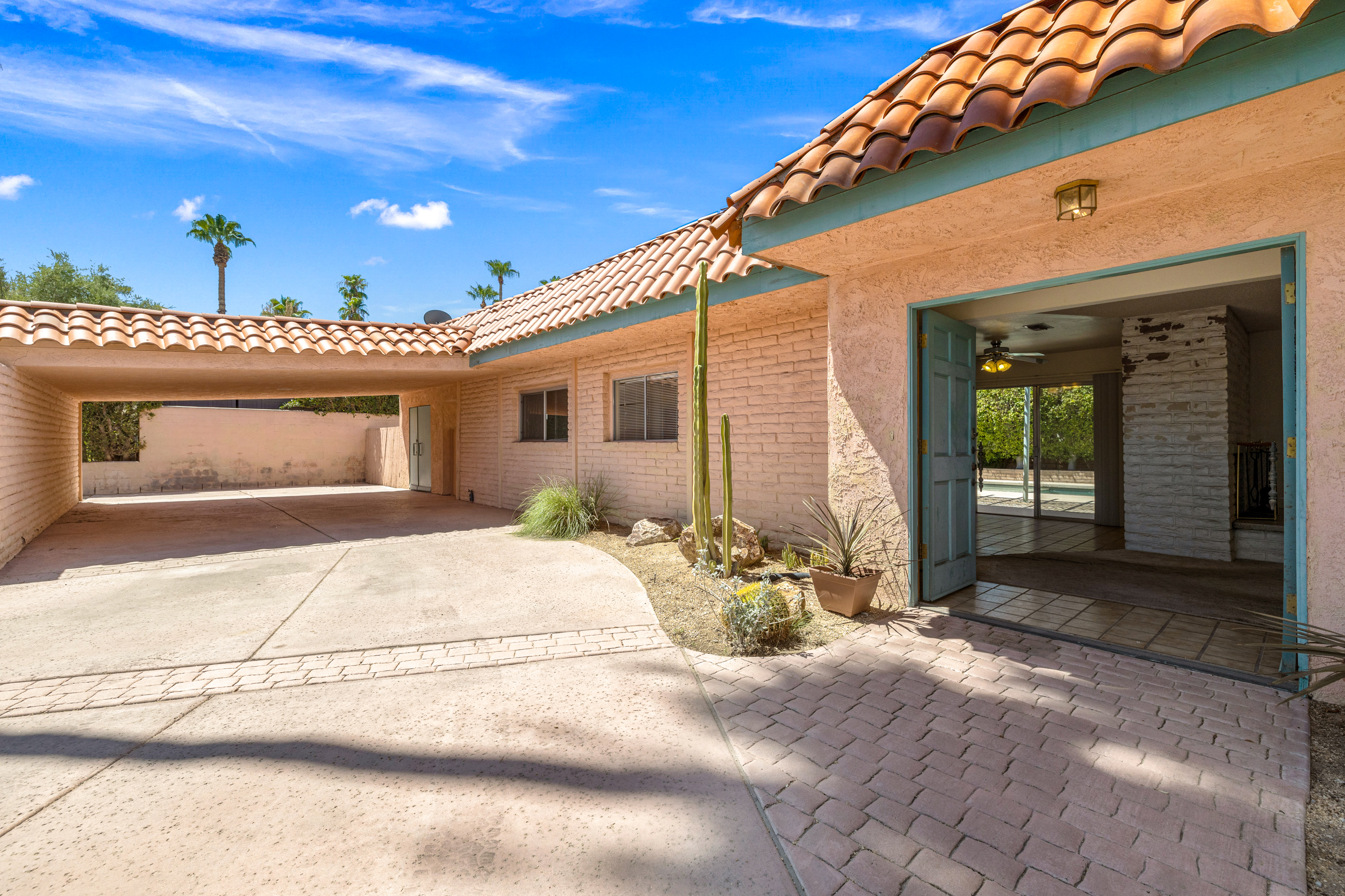 1977 Ana Maria Place 