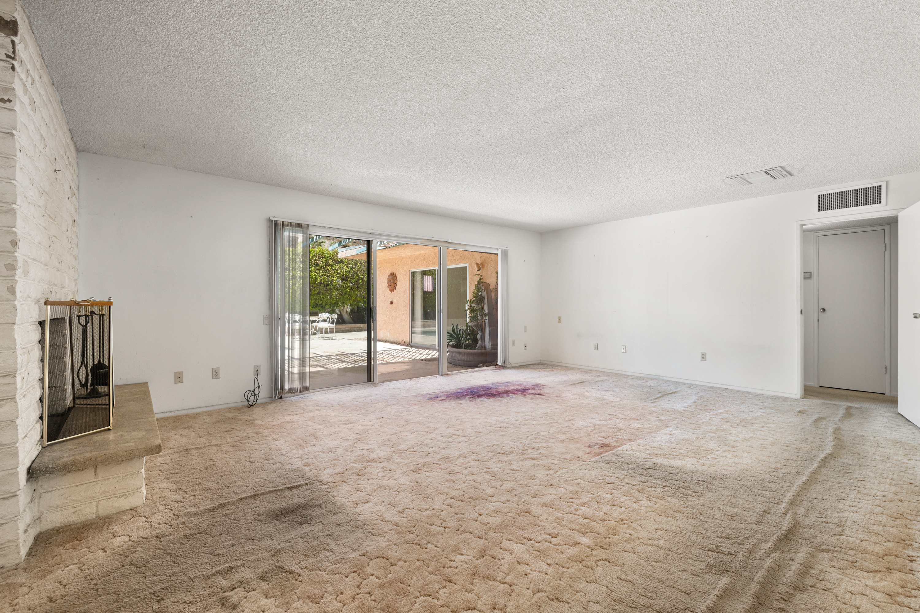 1977 Ana Maria Place 