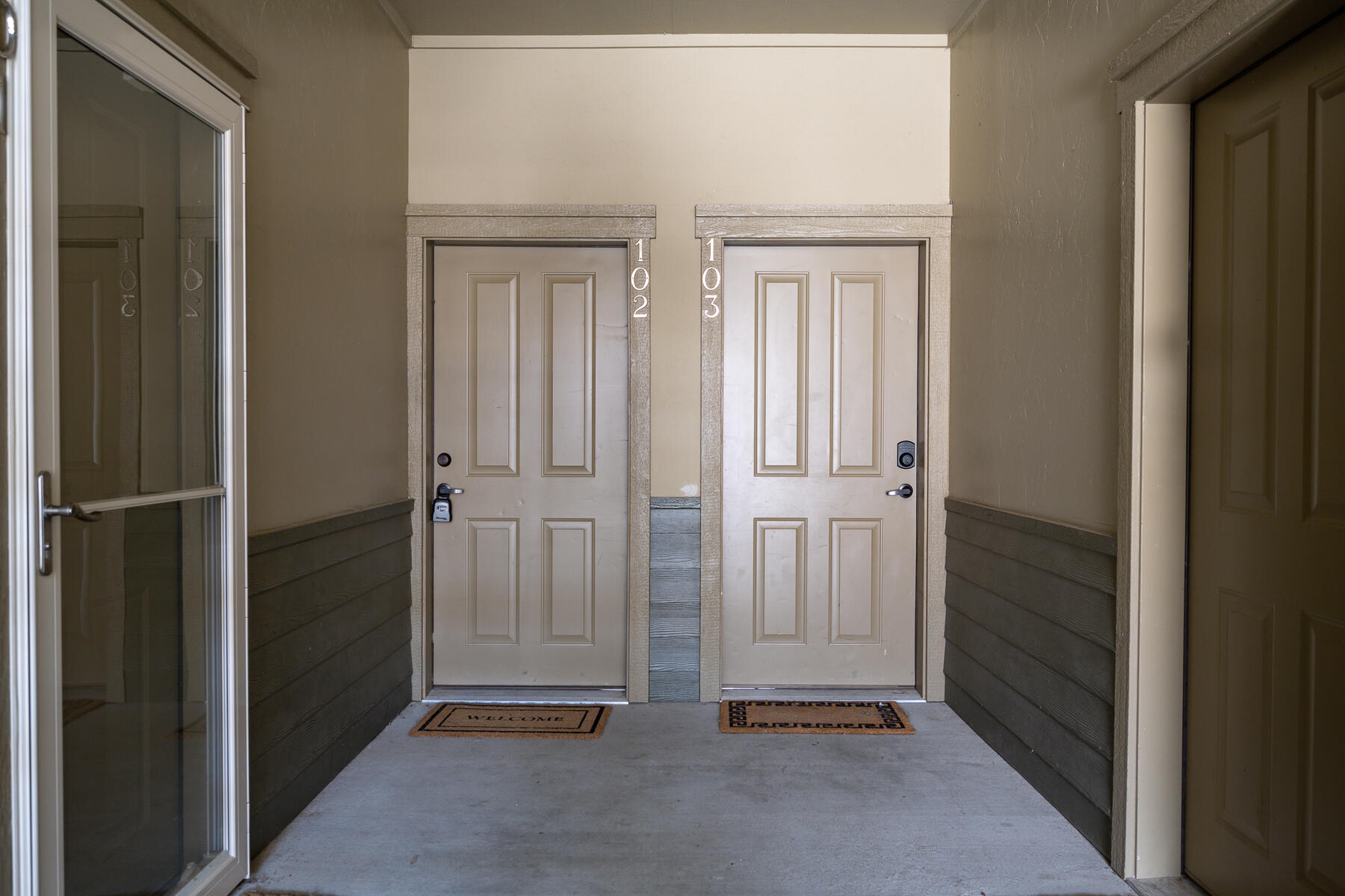 162 Village Unit# G102
