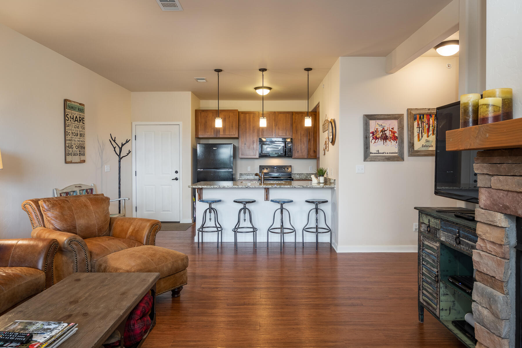 162 Village Unit# G102