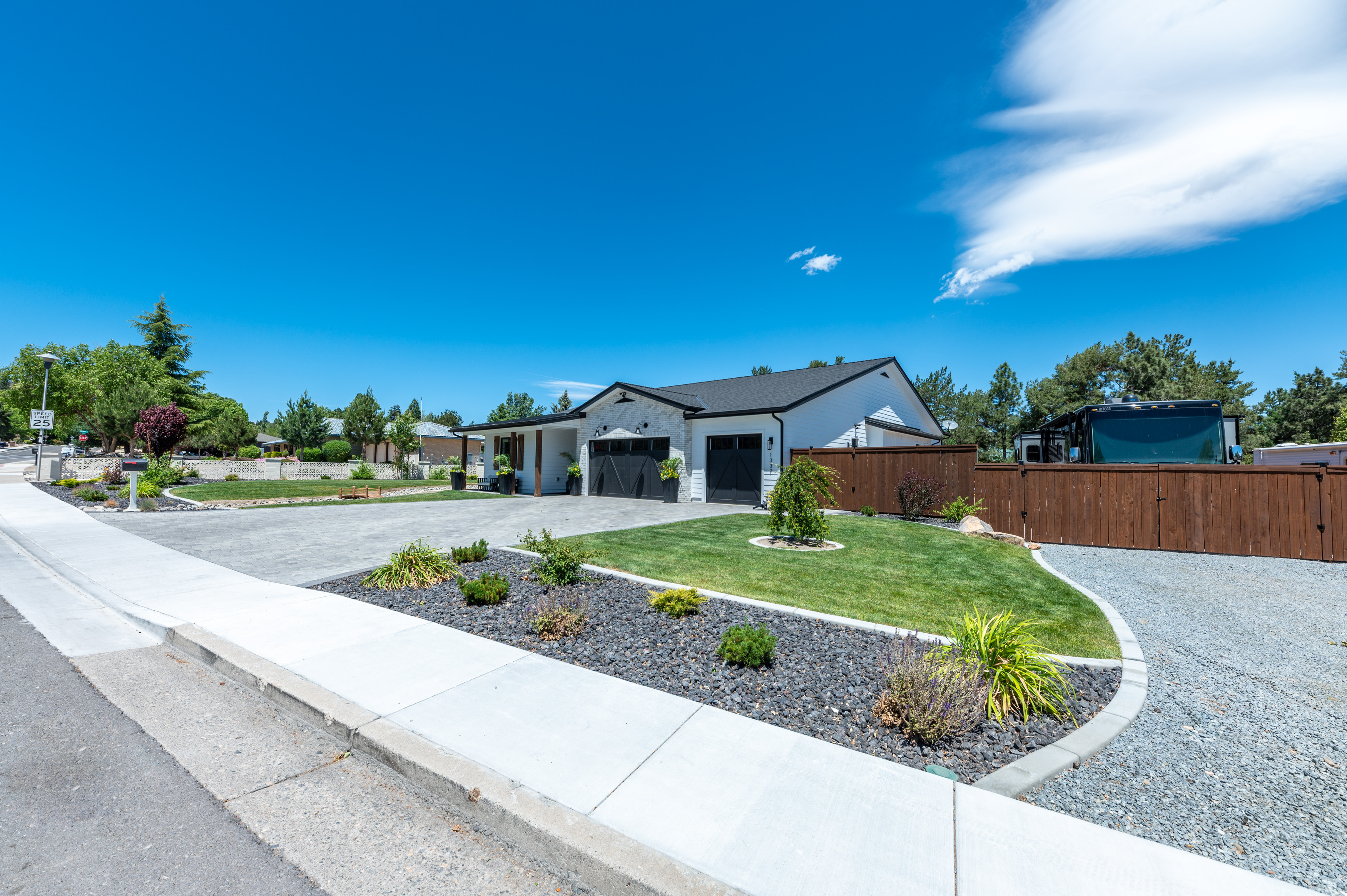 1337 Manzanita Ln.