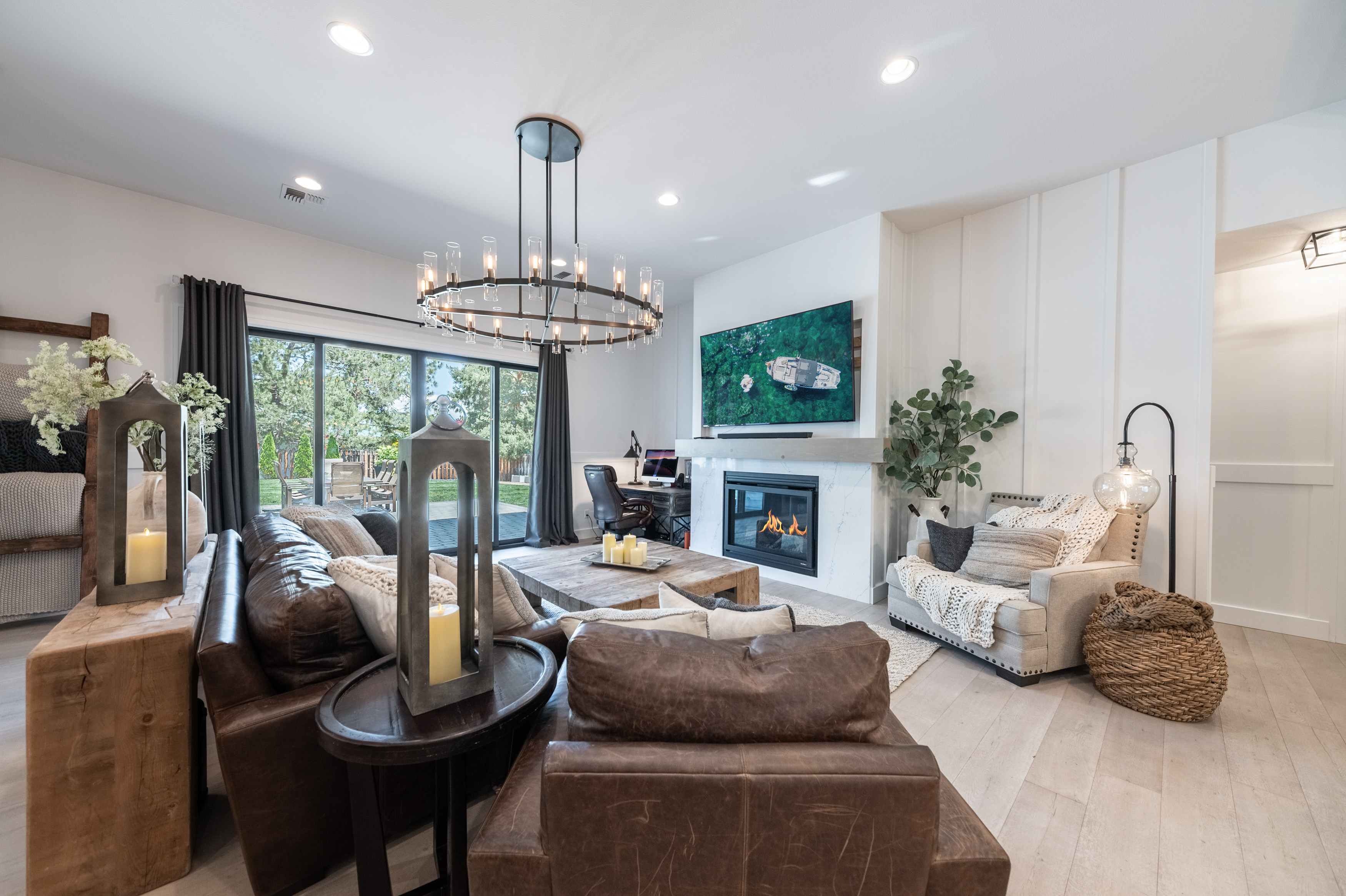 1337 Manzanita Ln.