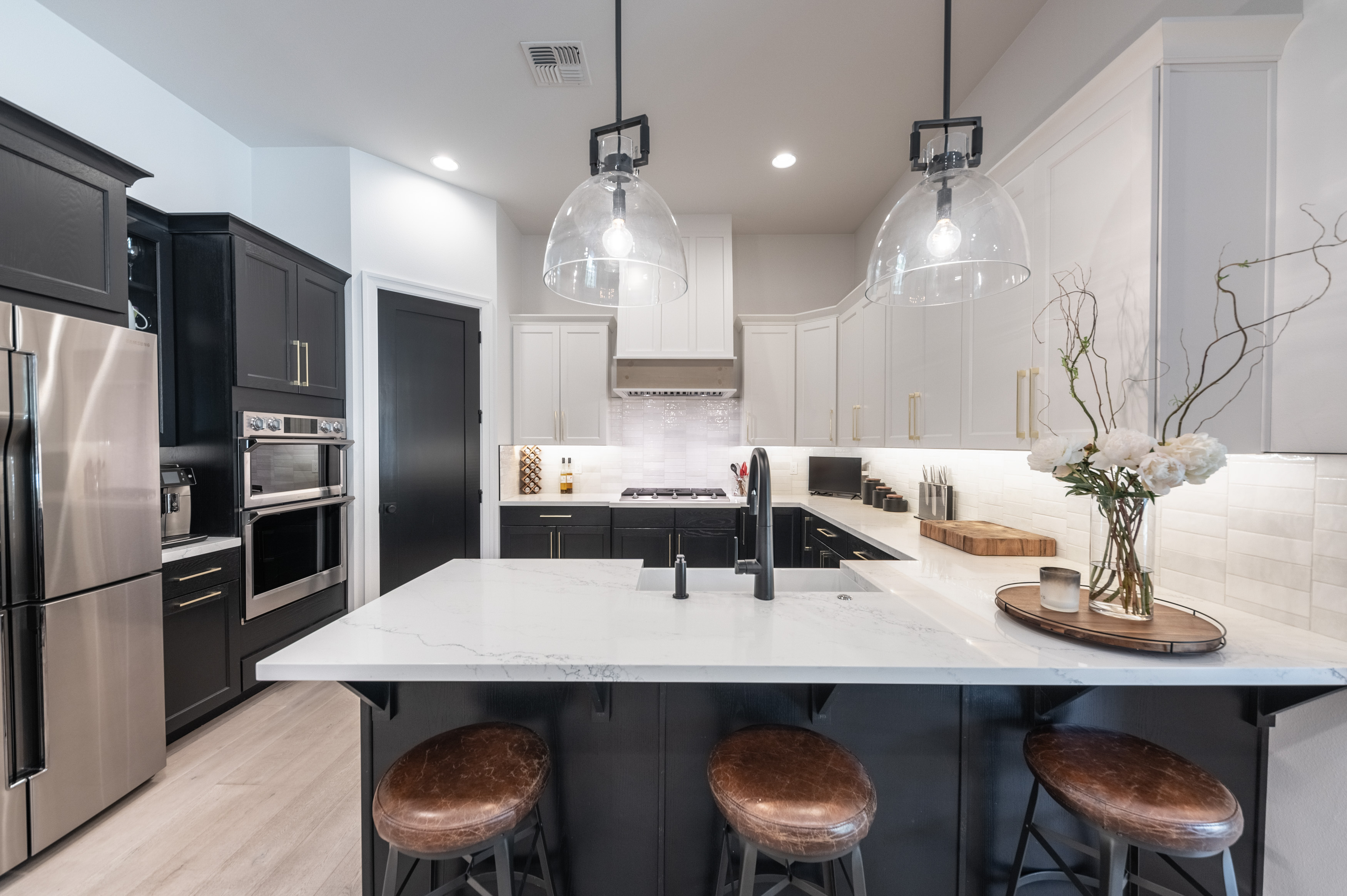 1337 Manzanita Ln.