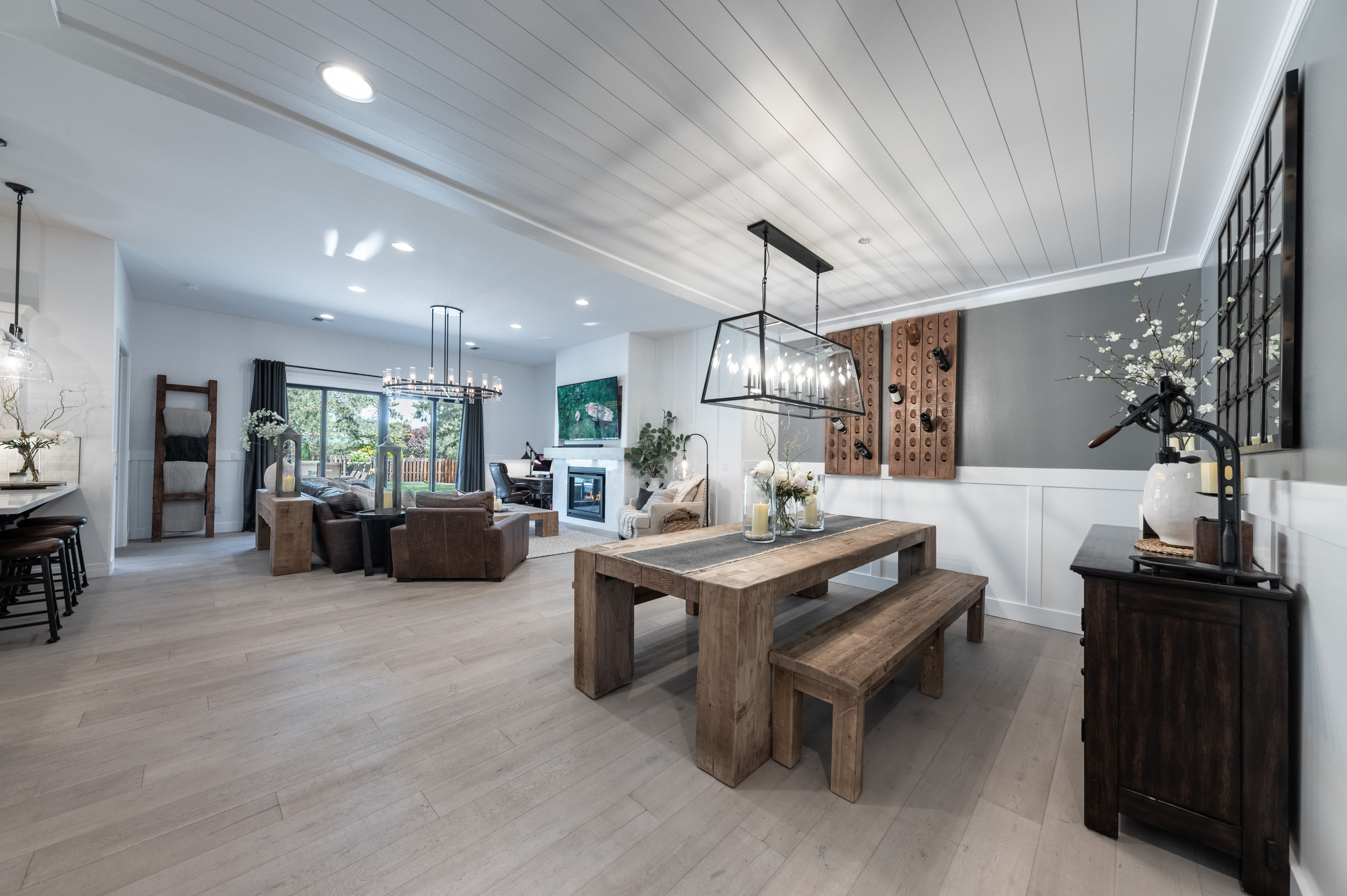 1337 Manzanita Ln.