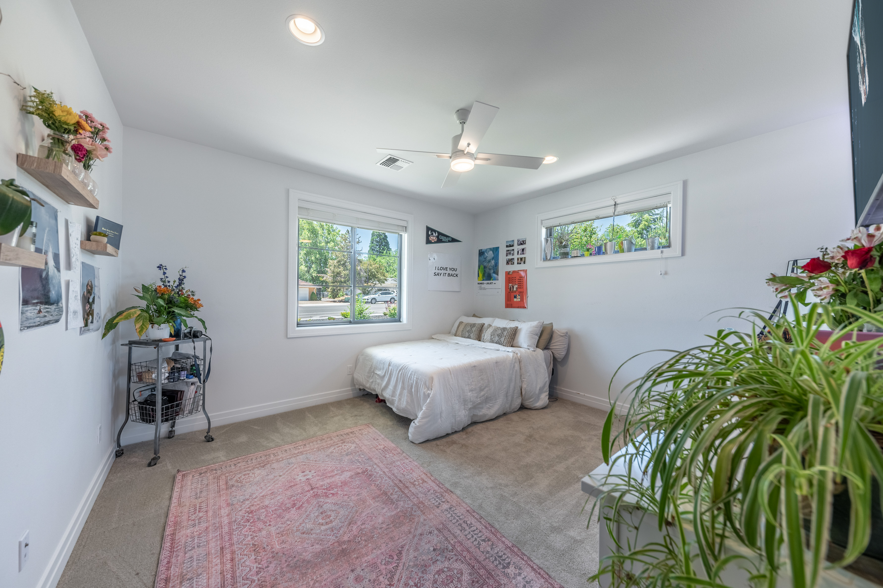 1337 Manzanita Ln.