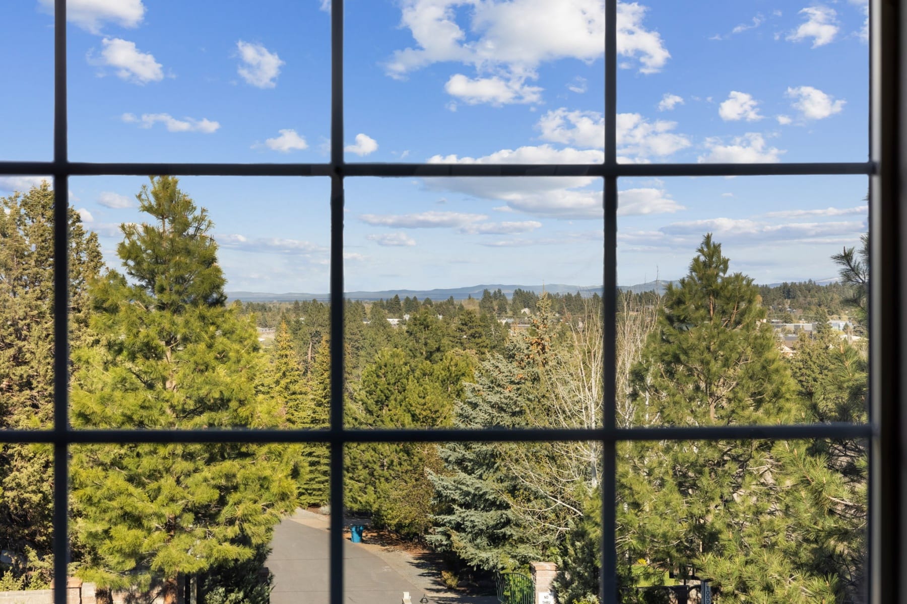2505 Todds Crest Dr