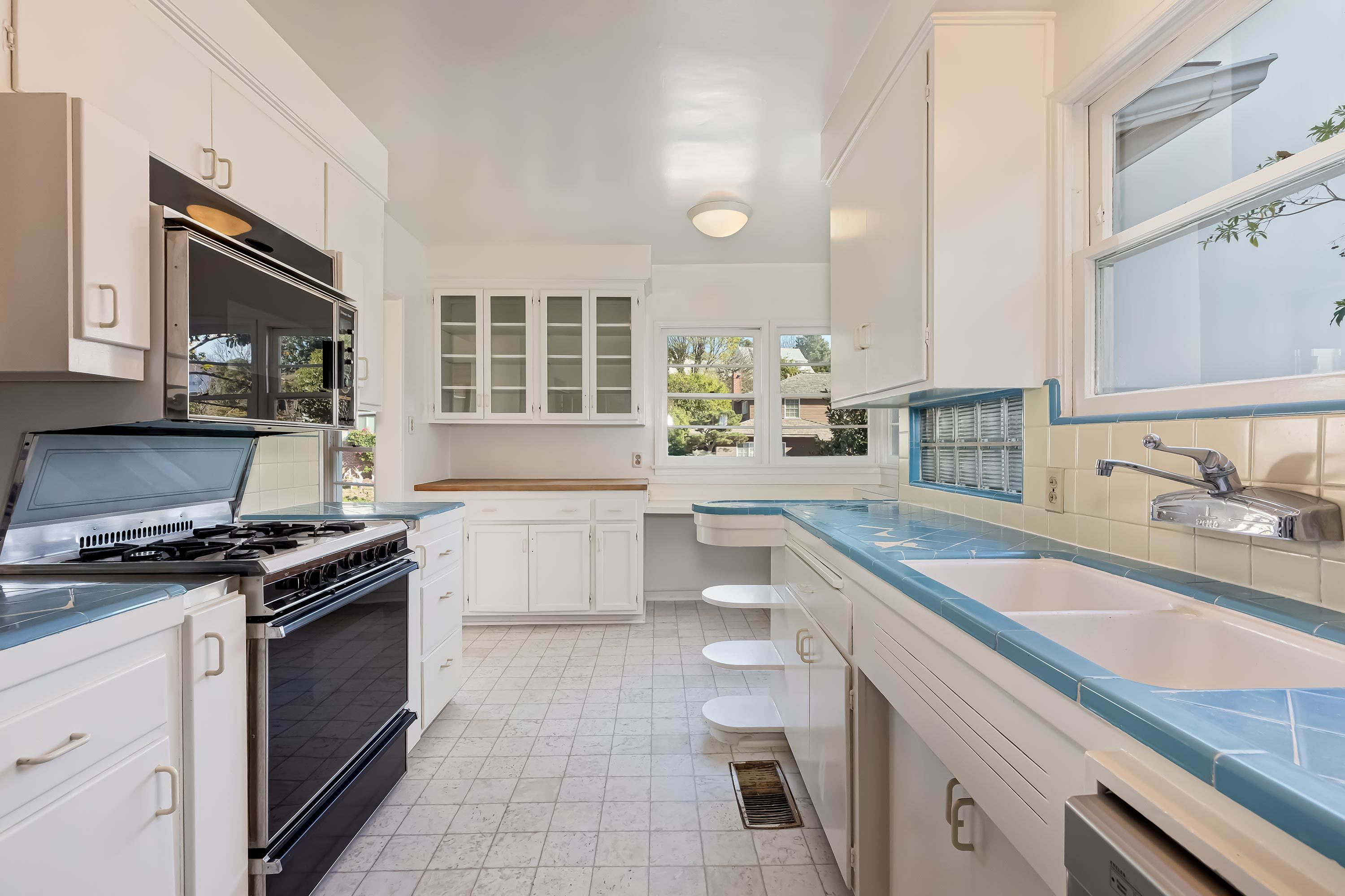 249 South Bentley Avenue