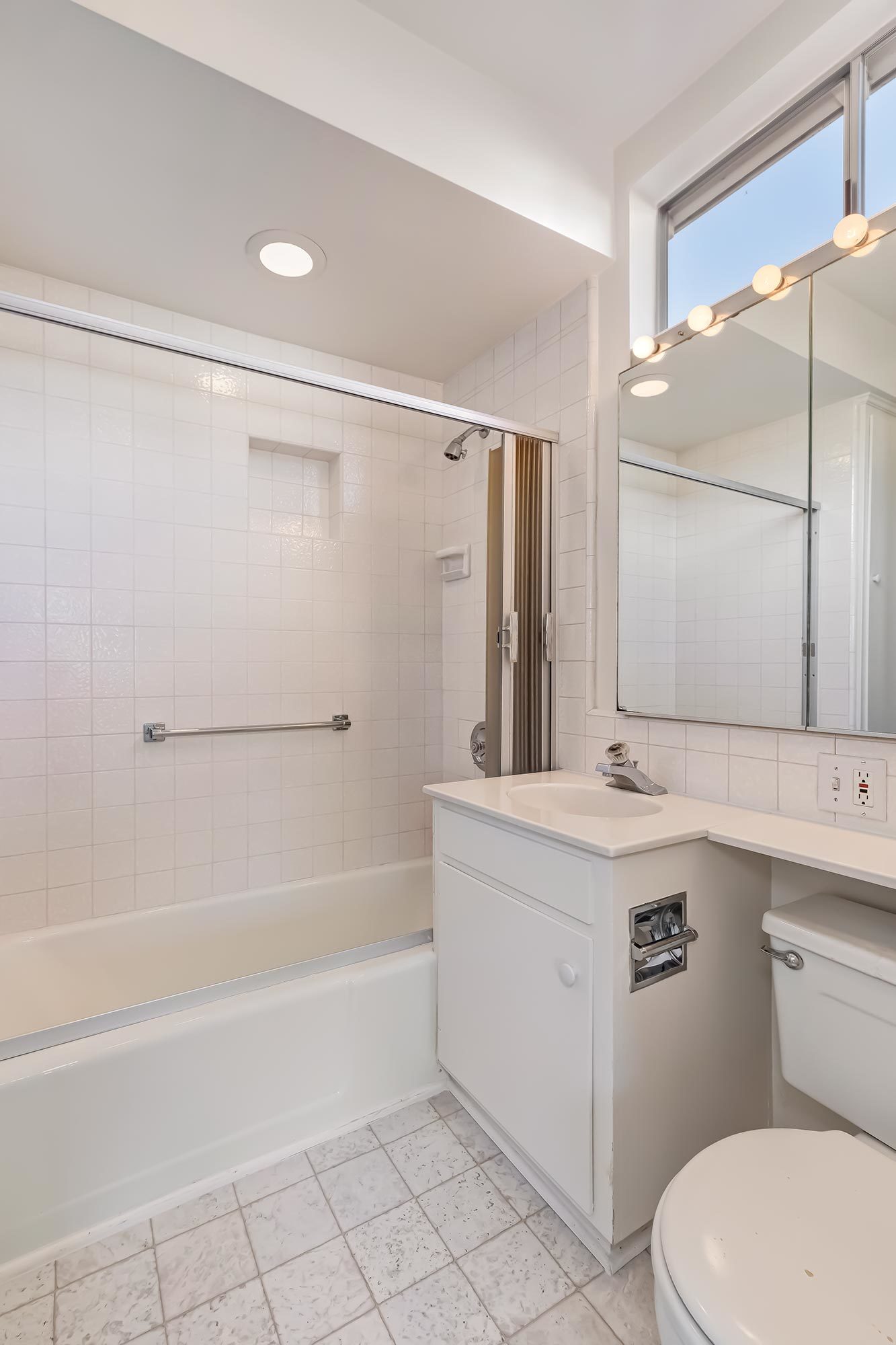 249 South Bentley Avenue