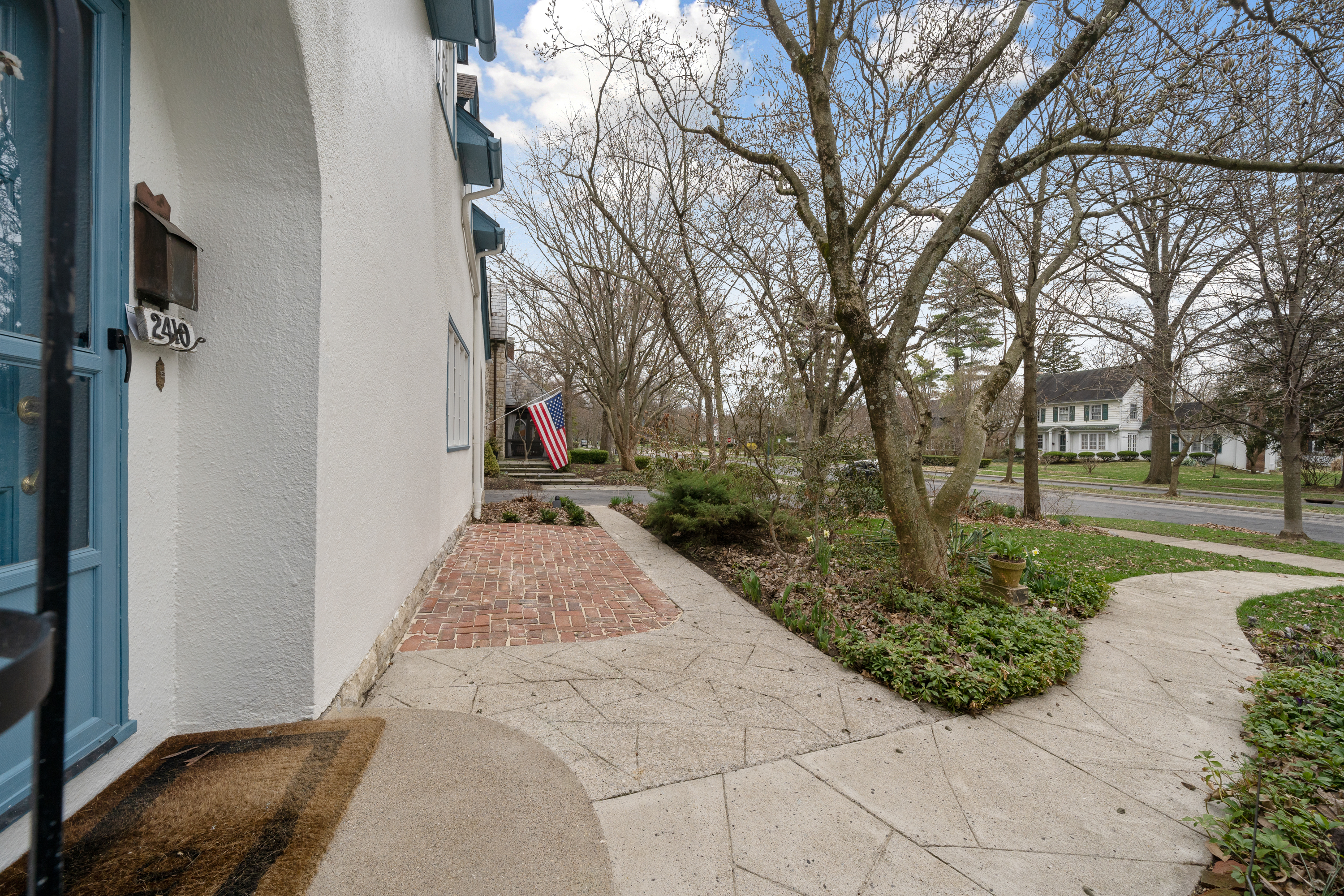 2410 Bryden Road