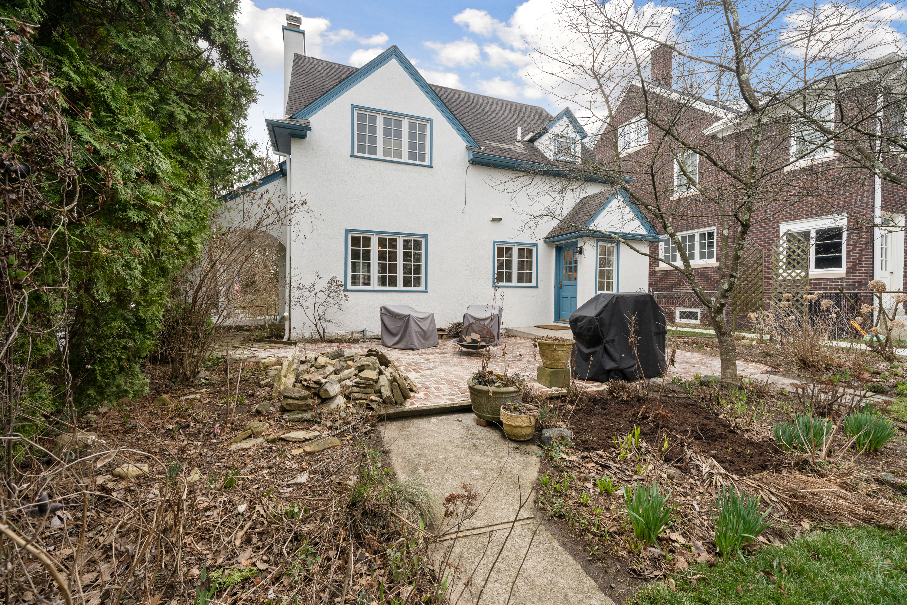 2410 Bryden Road