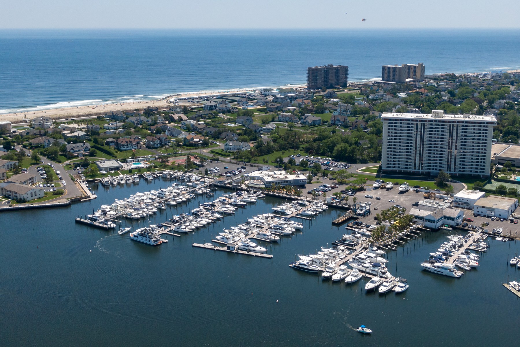 1 Channel Club Dr Unit 408