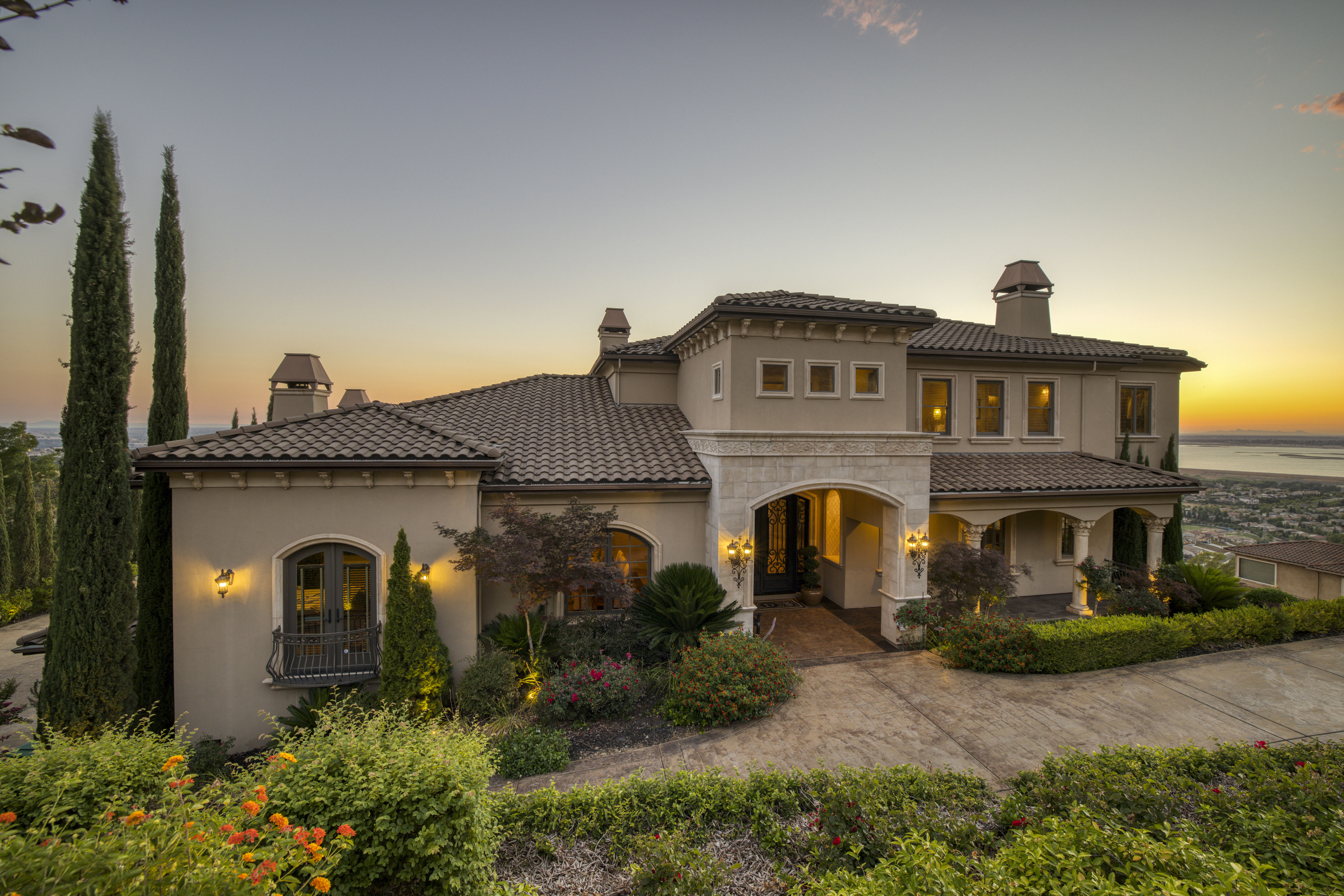 4592 Carmen Drive