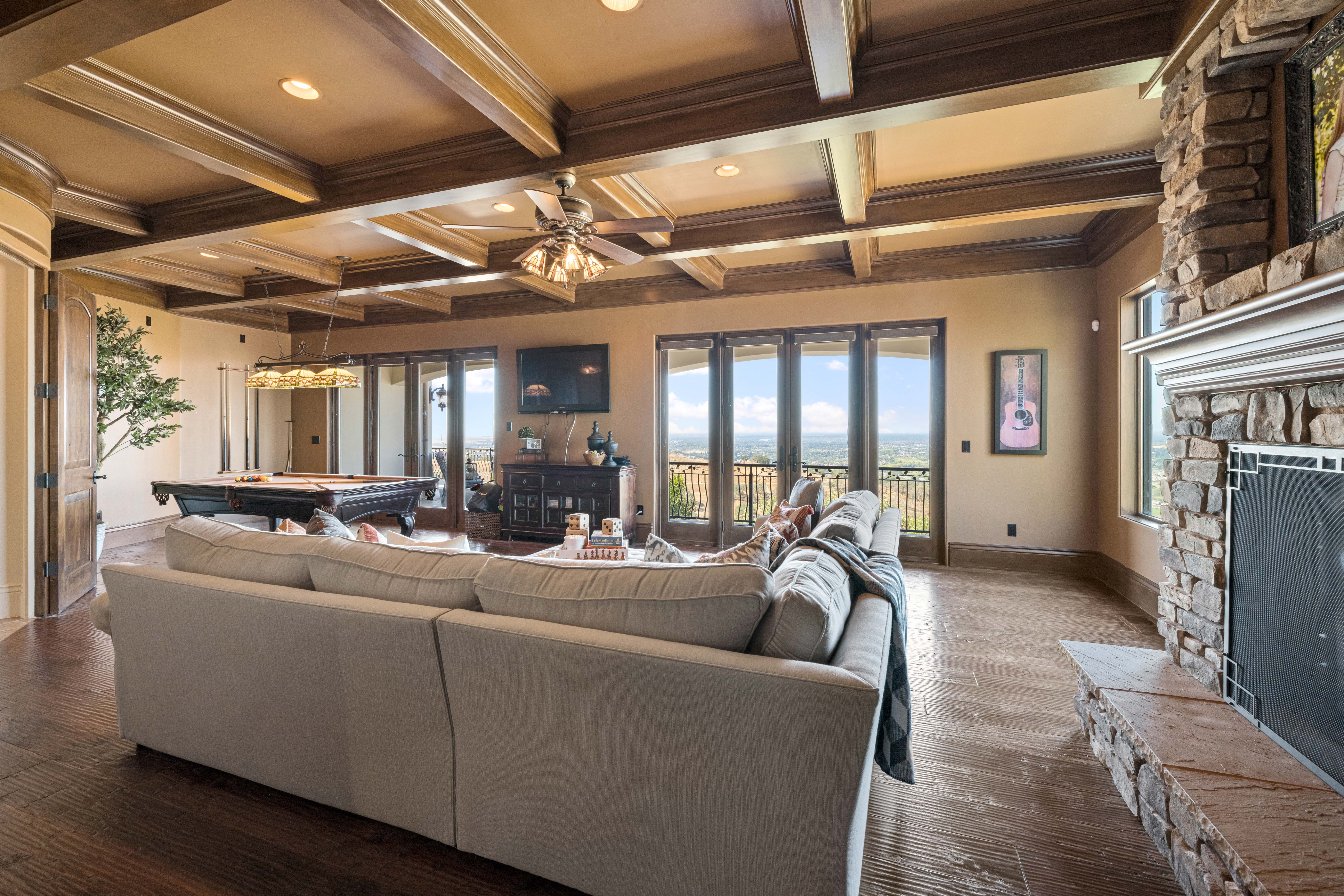 4592 Carmen Drive