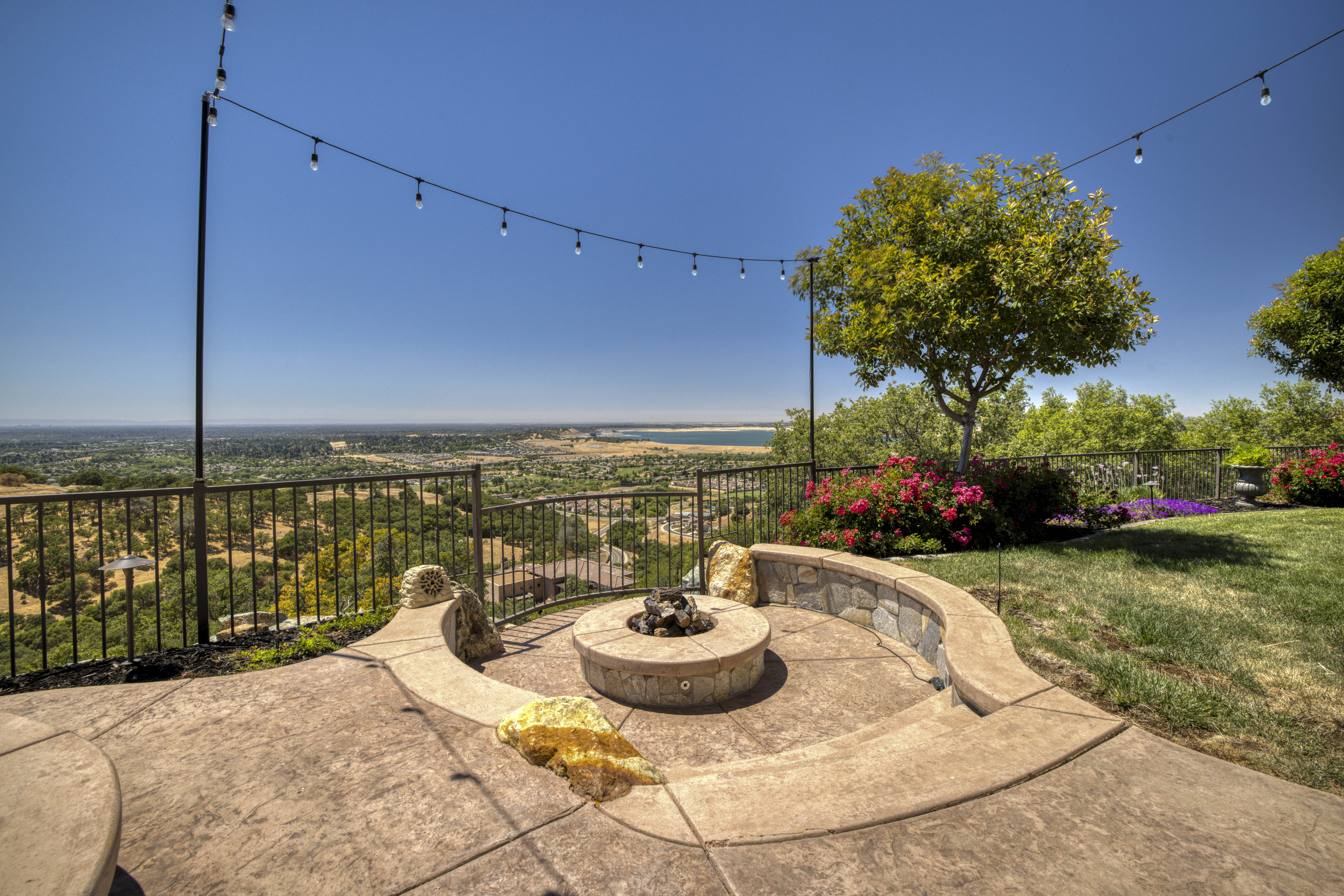 4592 Carmen Drive