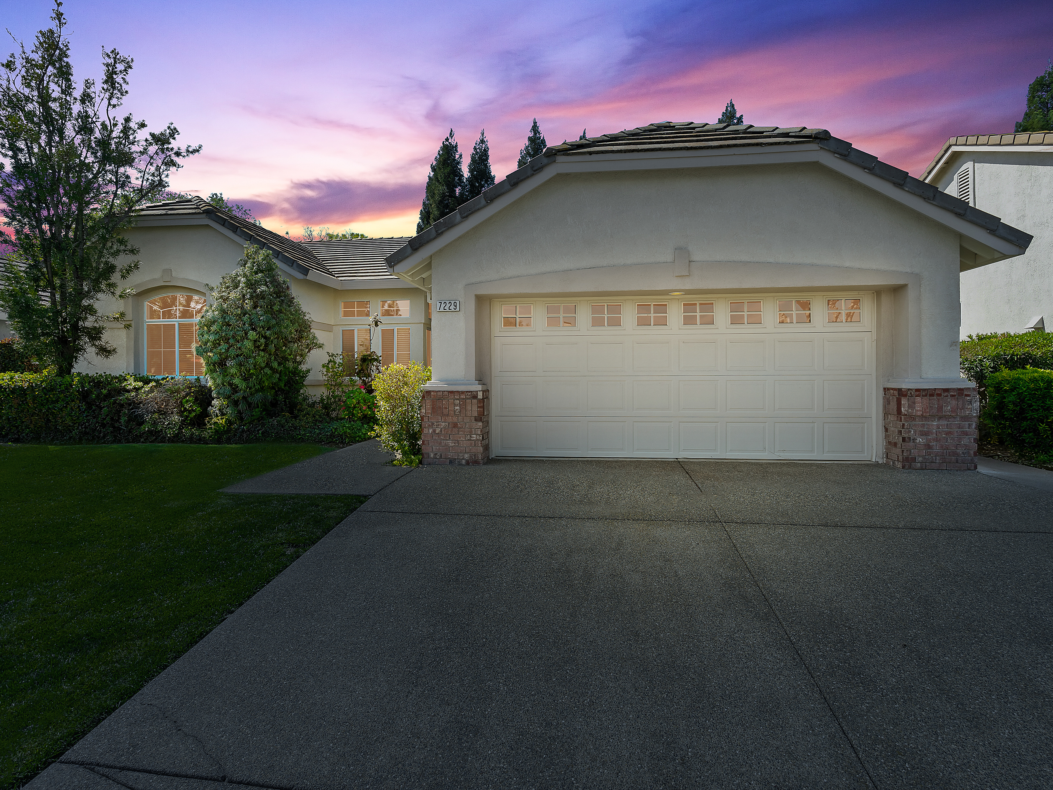 7229 Secret Garden Loop