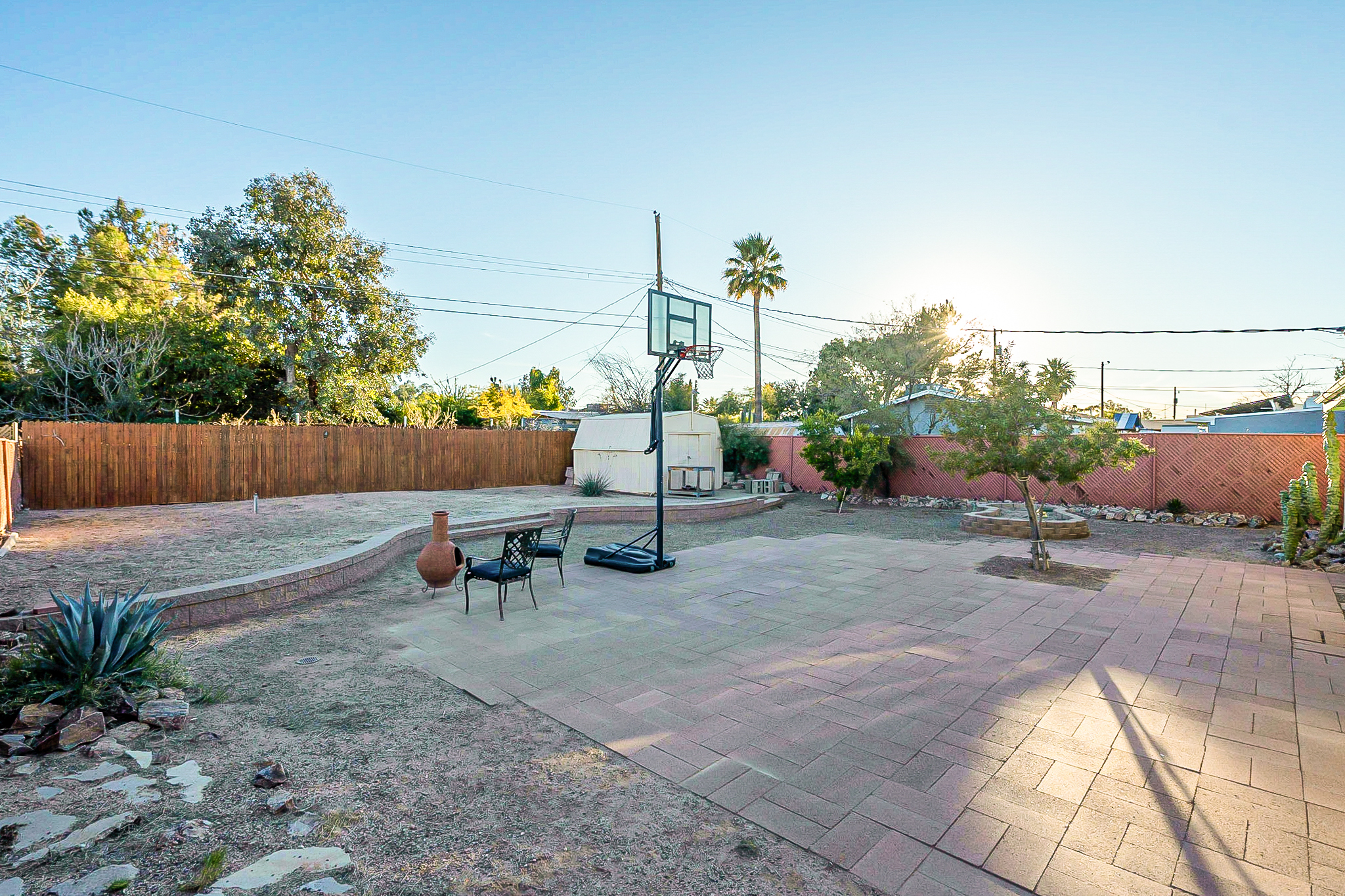 4052 E Santa Barbara Avenue