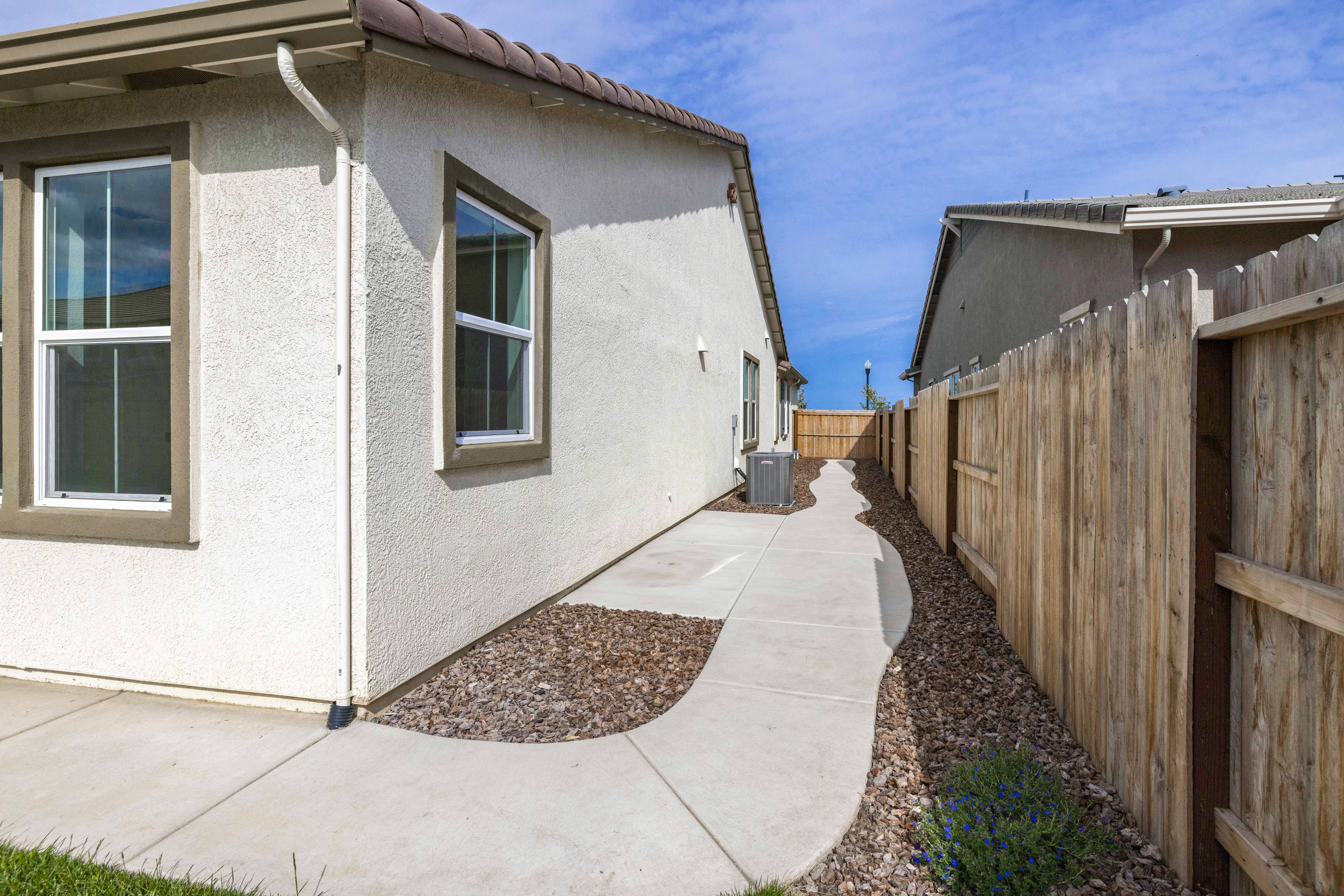 10442 Montaria Way