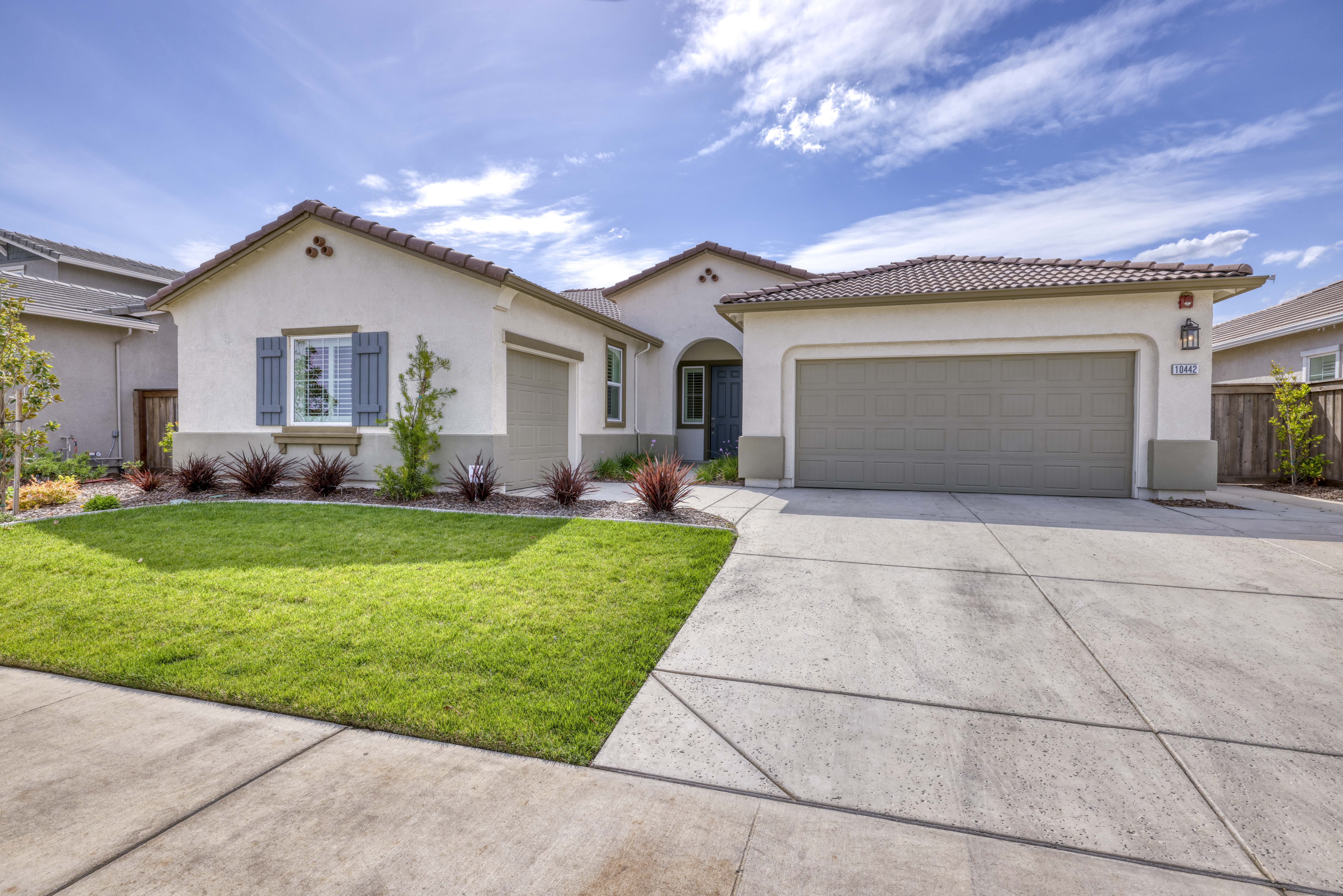 10442 Montaria Way