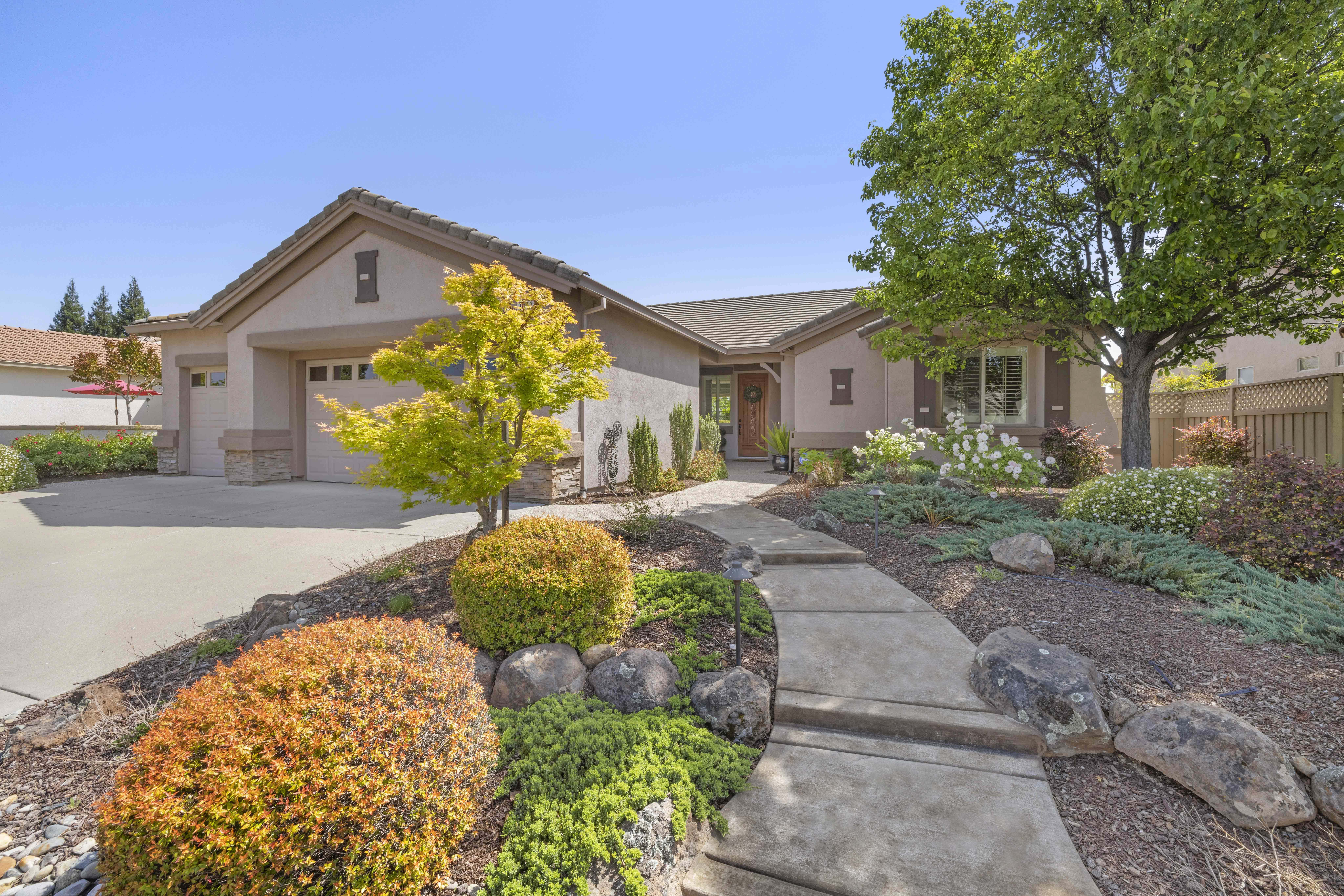1211 Picket Fence Lane