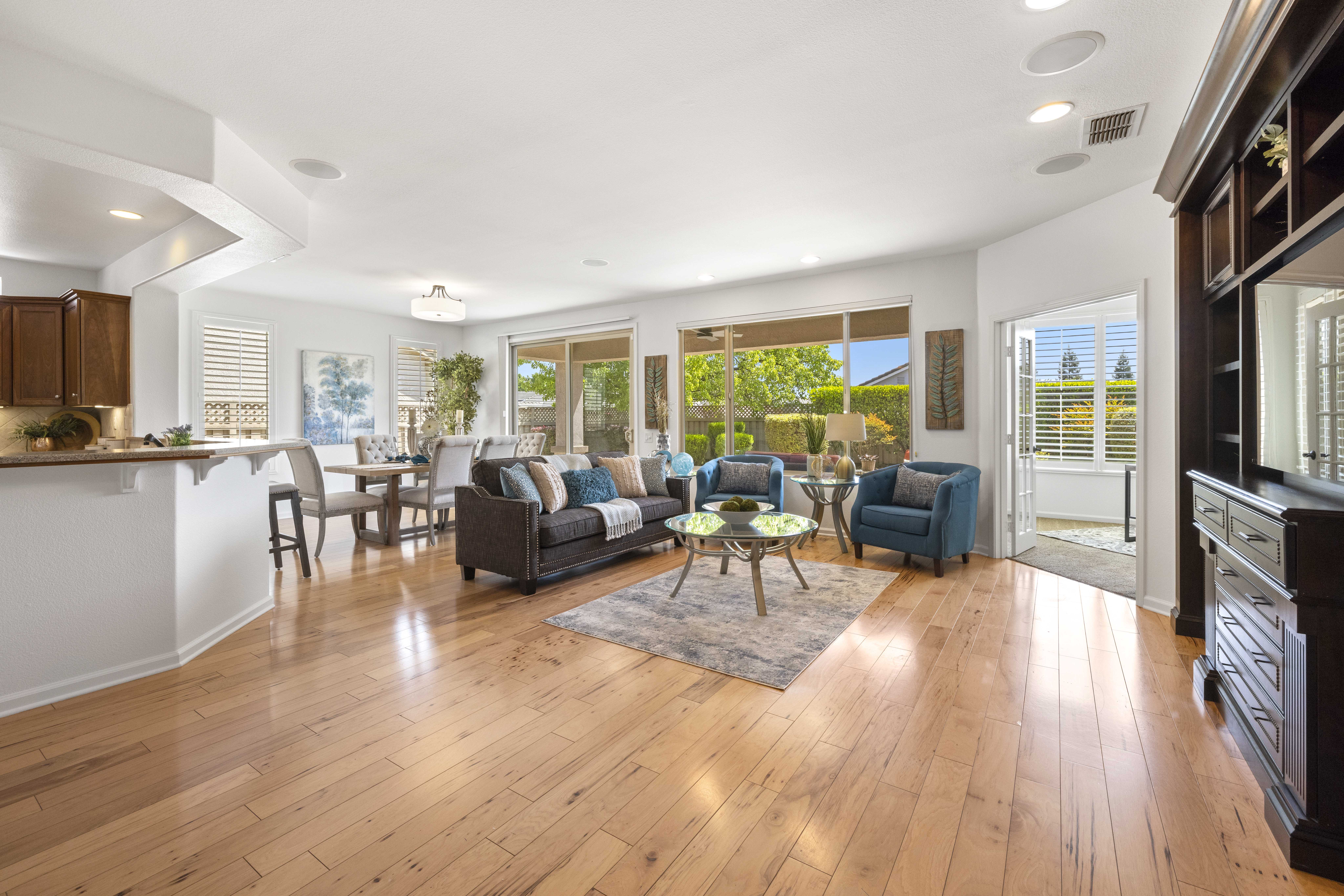 1211 Picket Fence Lane