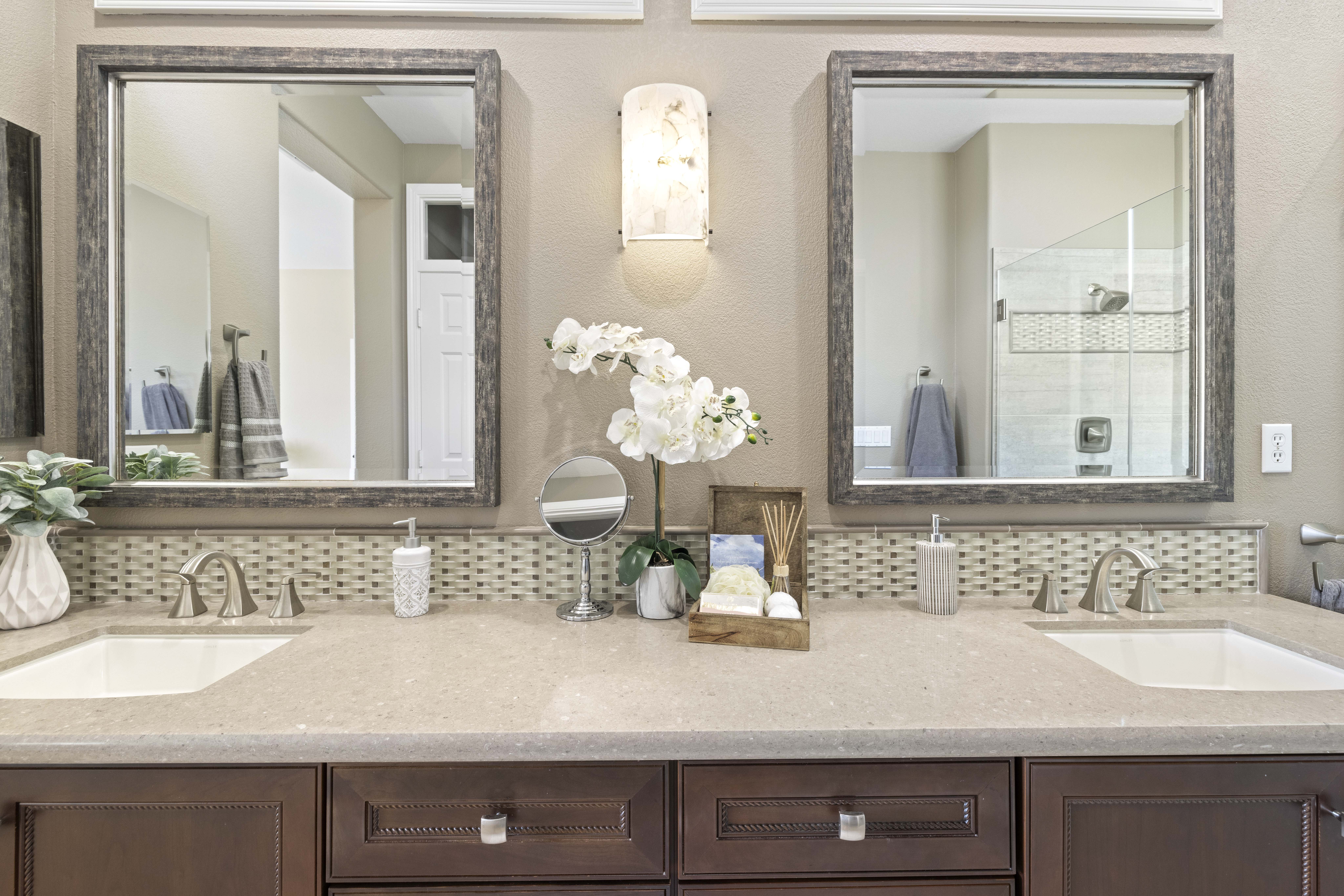 1211 Picket Fence Lane