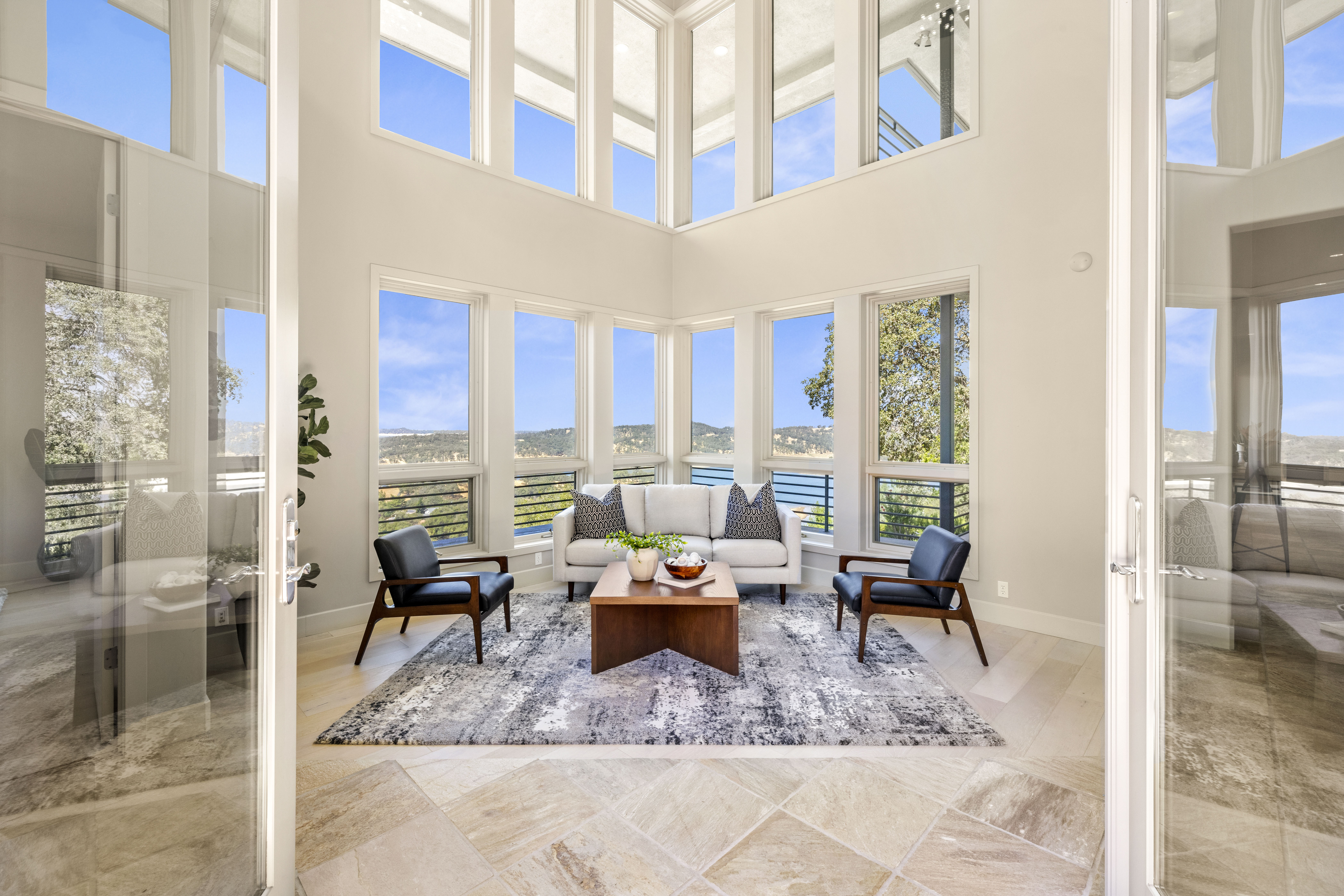 1108 La Sierra Drive