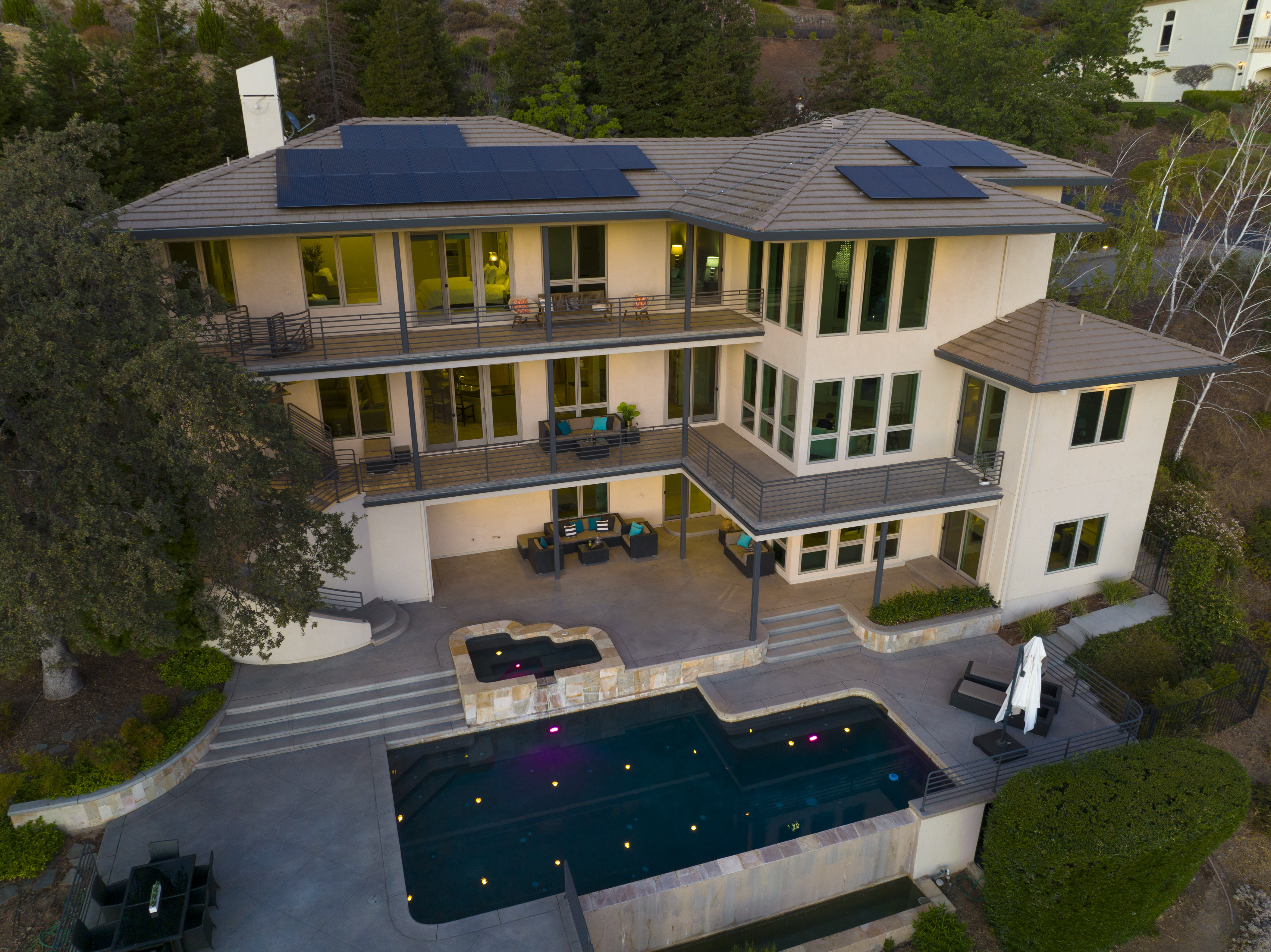 1108 La Sierra Drive