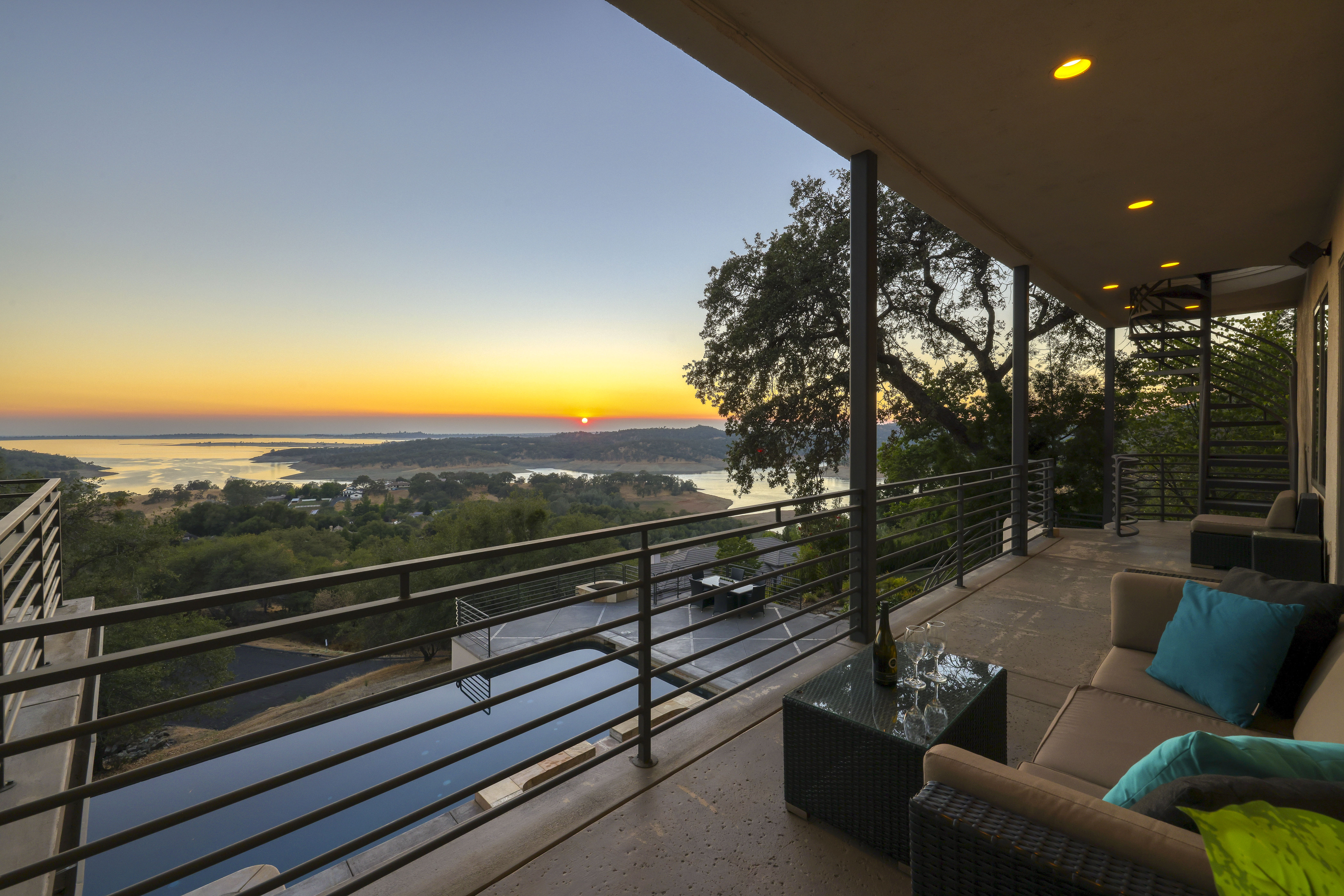 1108 La Sierra Drive