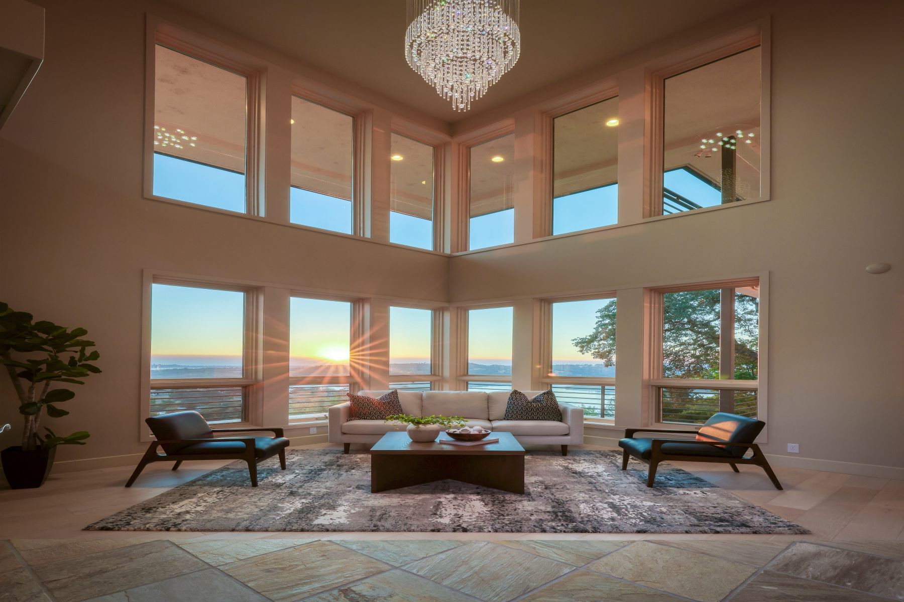 1108 La Sierra Drive