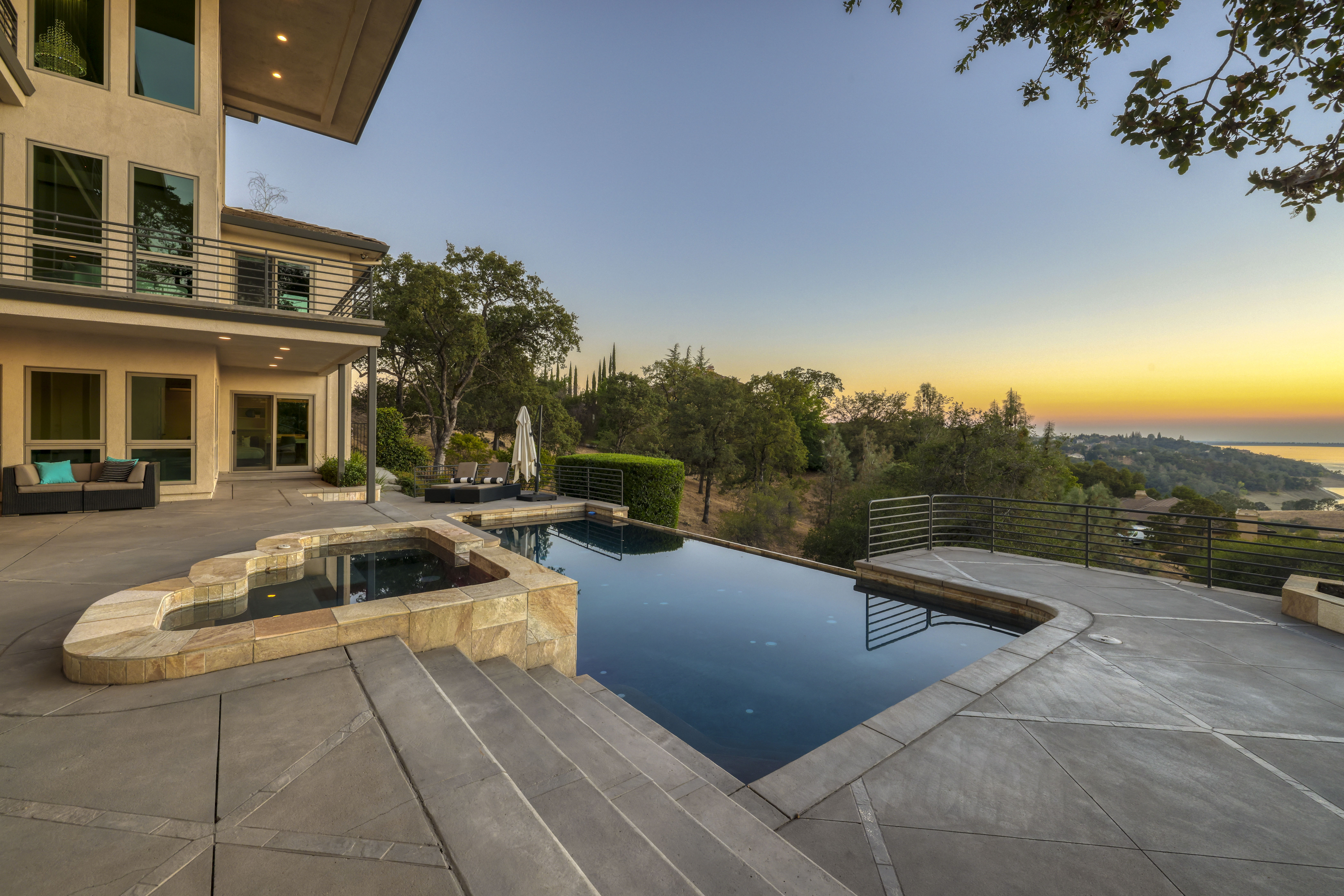 1108 La Sierra Drive