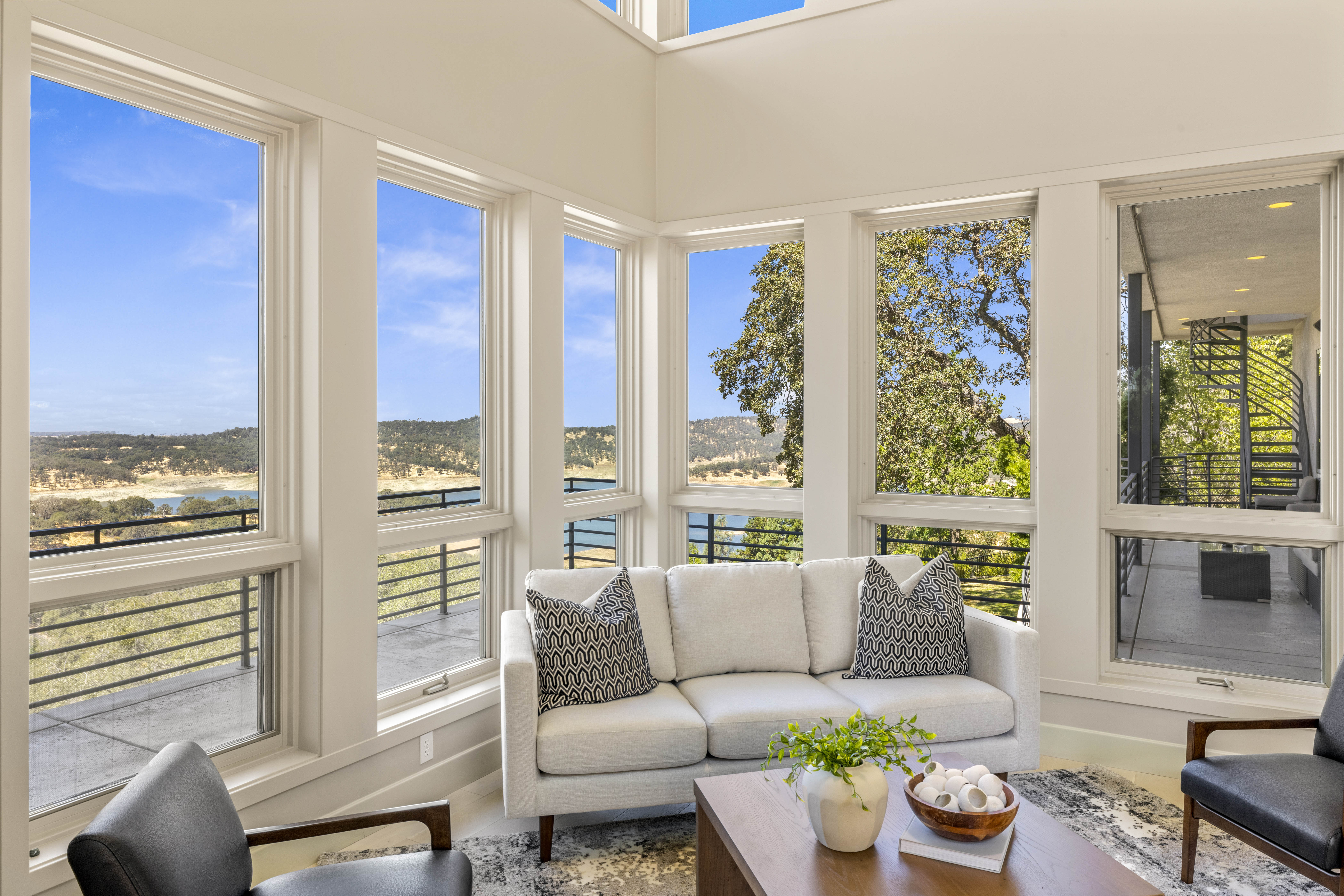1108 La Sierra Drive