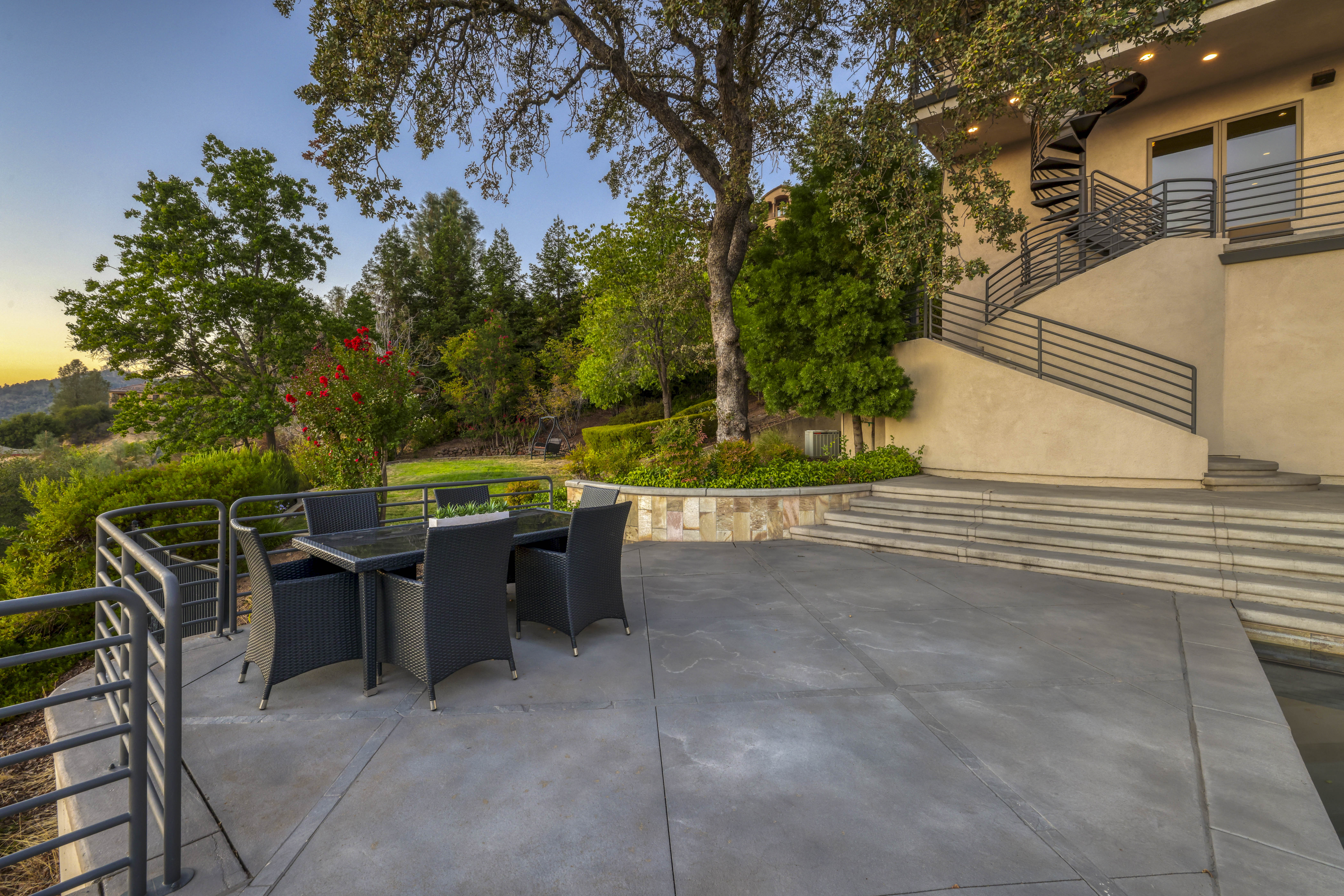 1108 La Sierra Drive