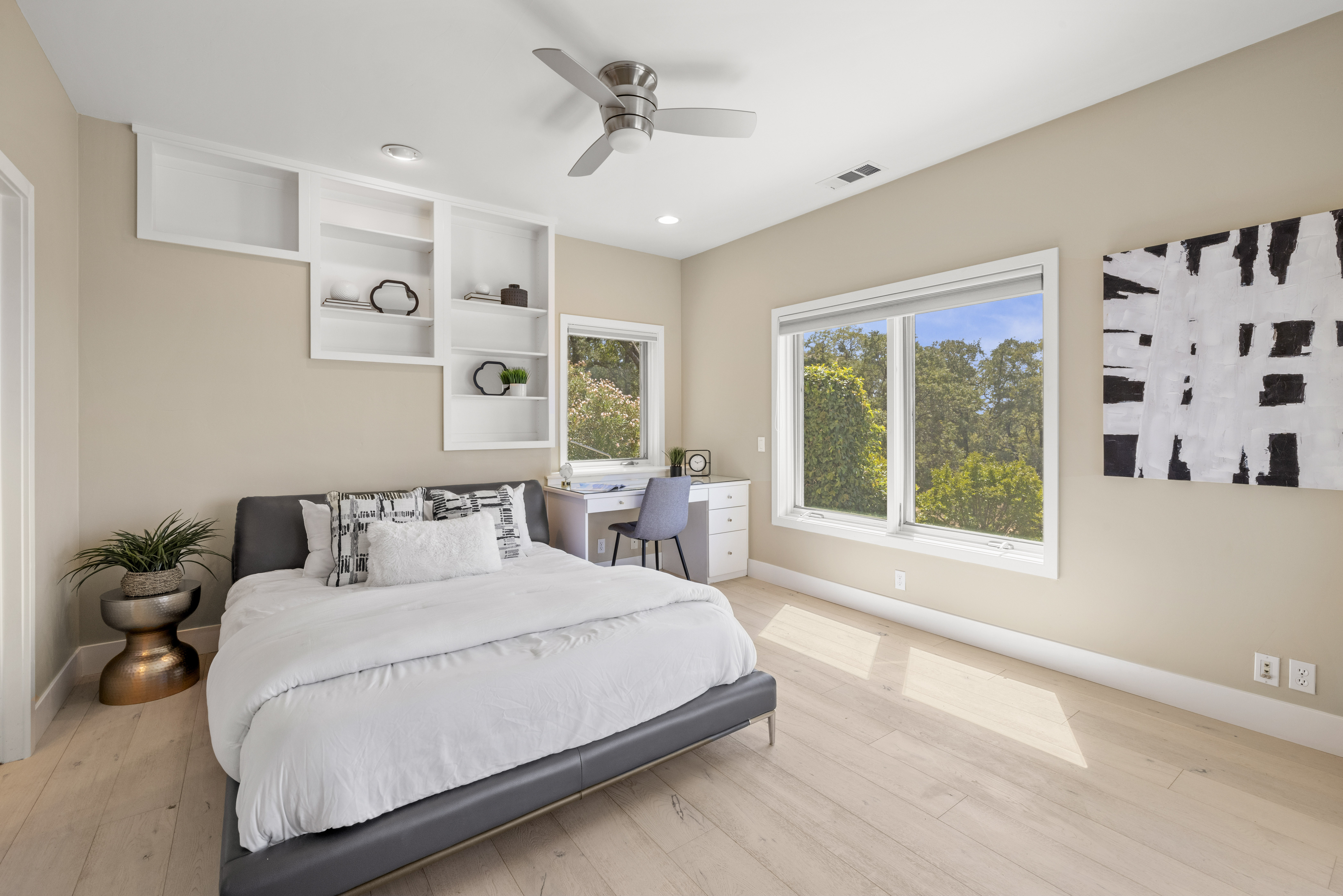 1108 La Sierra Drive